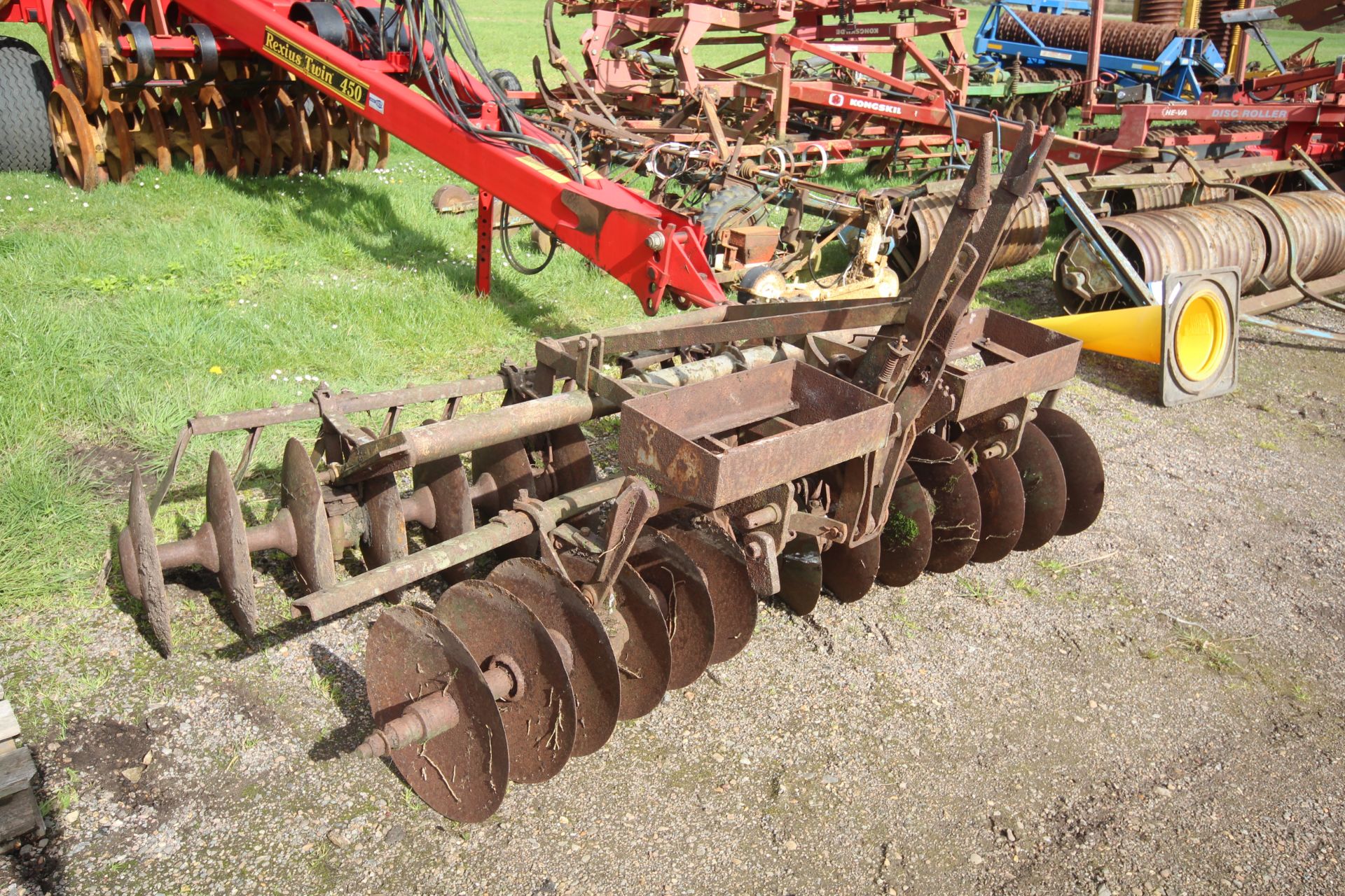 Massey Ferguson mounted discs. From a Local Deceased estate. V - Image 2 of 13