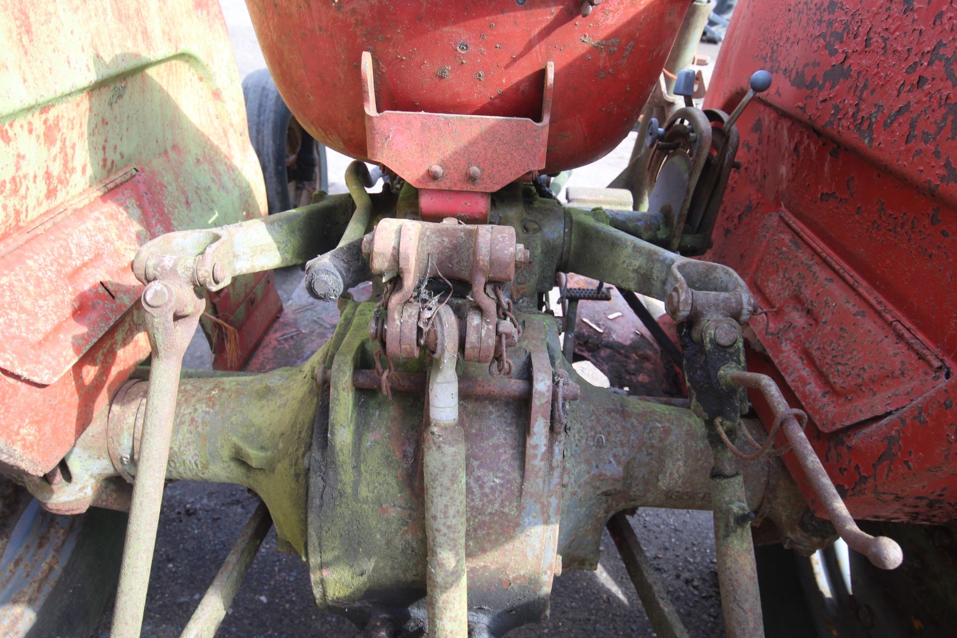 Massey Ferguson 135 2WD tractor. Registration ART 5H. Date of first registration 07/11/1969. - Bild 21 aus 58