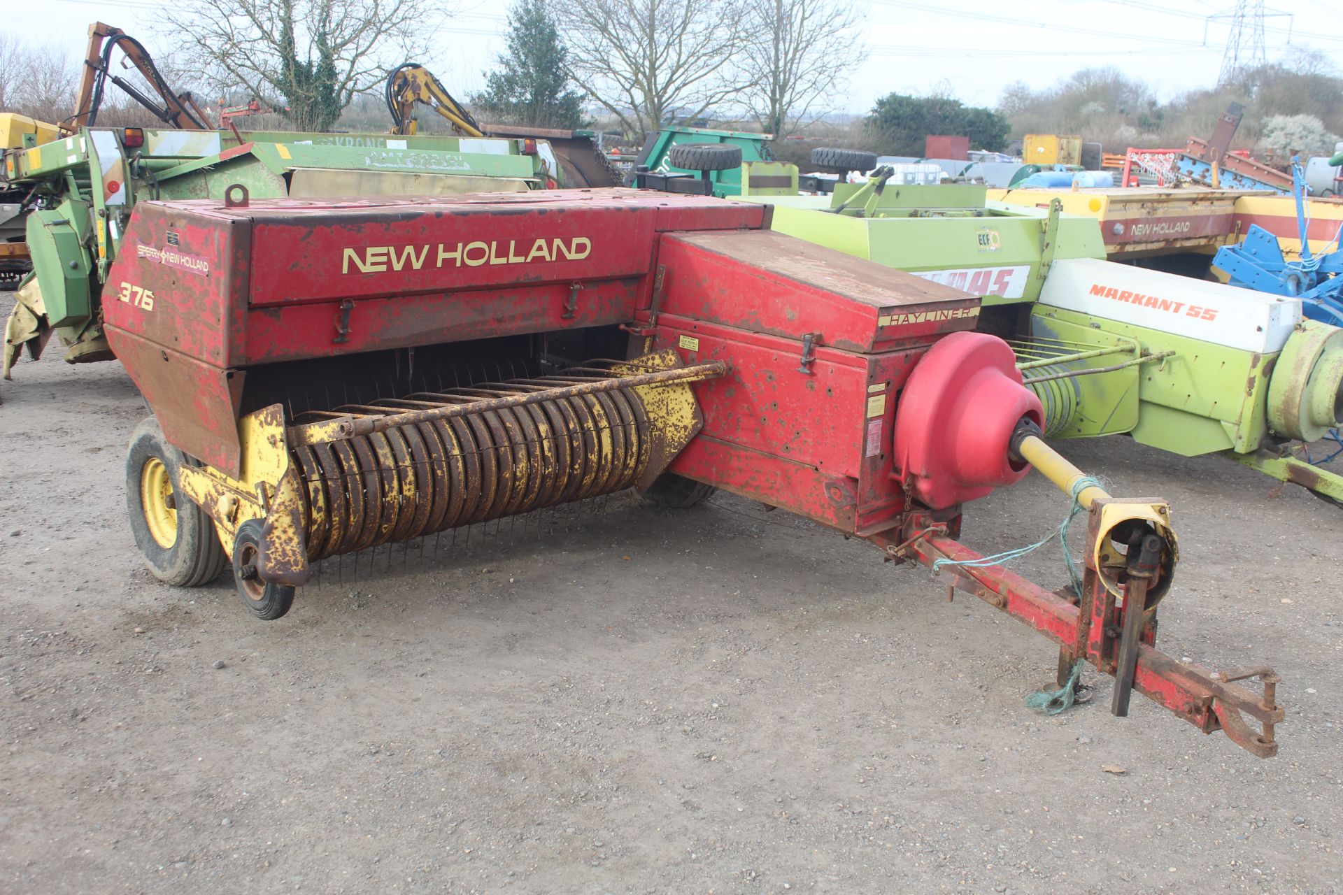 New Holland 376 conventional baler. From a Local Deceased Estate. Manual held.