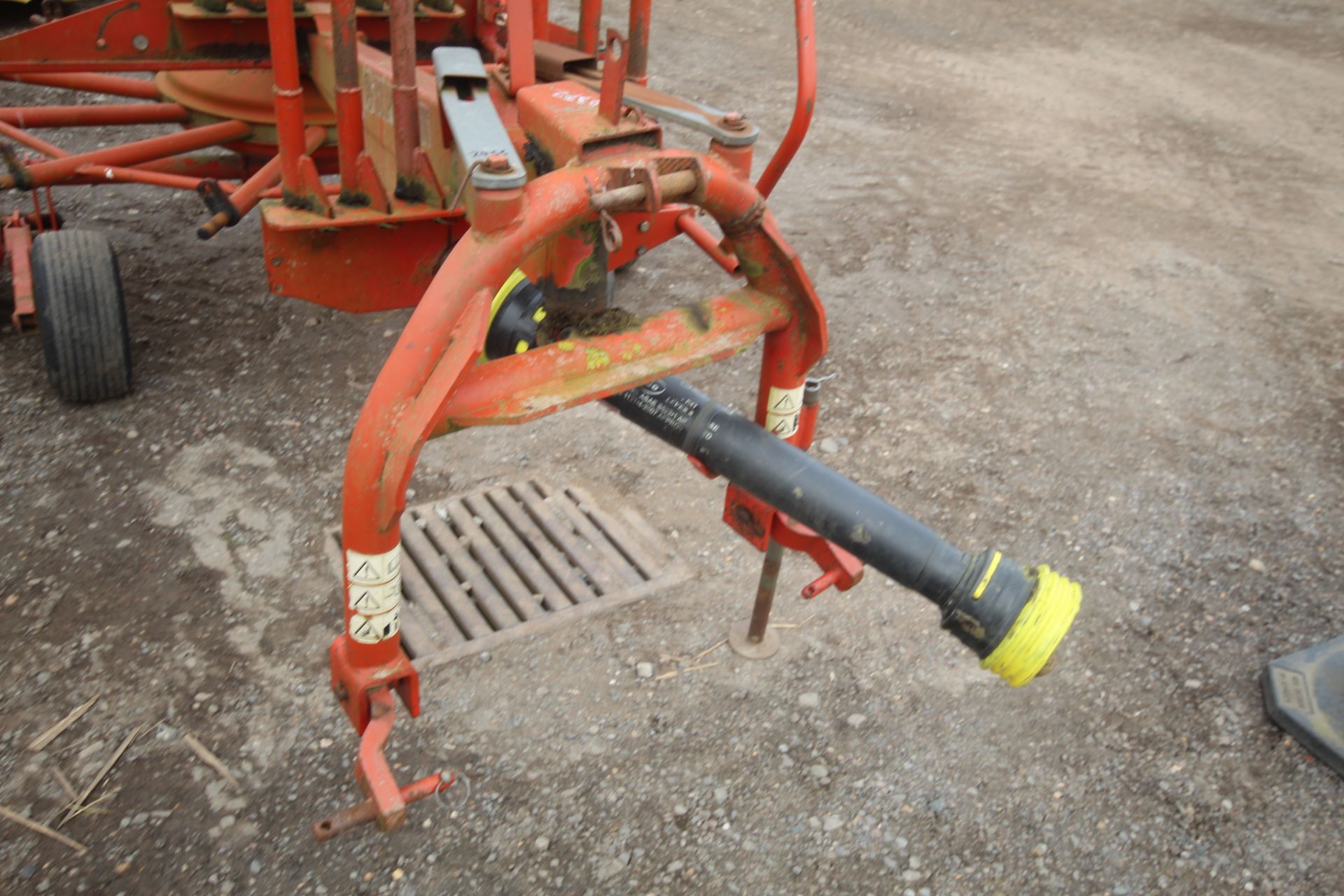 SIP Star 4.7m single rotor hay rake. Manual held. V - Image 2 of 15