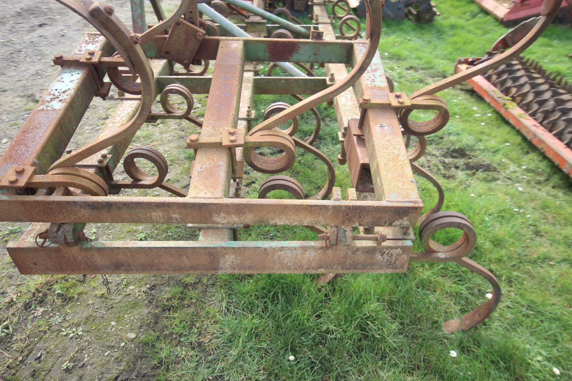 6m manual fold pigtail cultivator. - Image 6 of 14