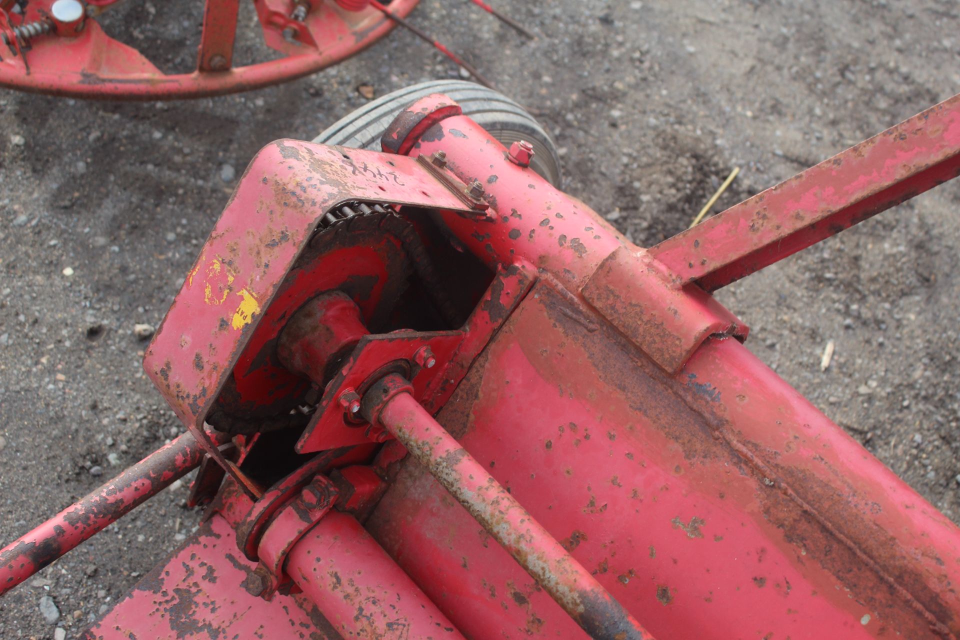 New Holland 401-5 trailed hay crimper. Owned from new. - Image 10 of 13