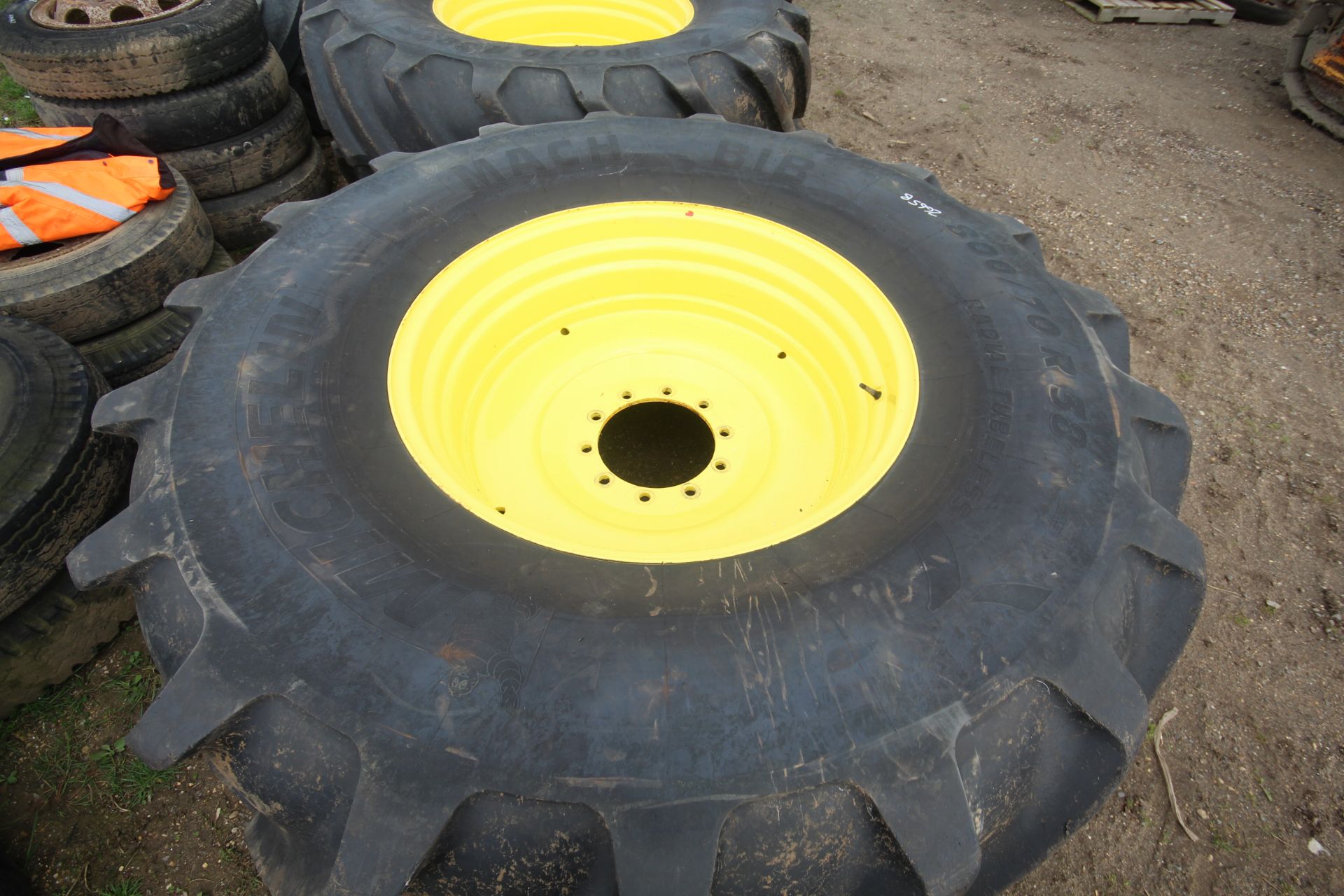 Pair of 800-70R38 wheels and tyres @ 90%. On John Deere 10-stud centres. Ex-6215. V - Image 4 of 12