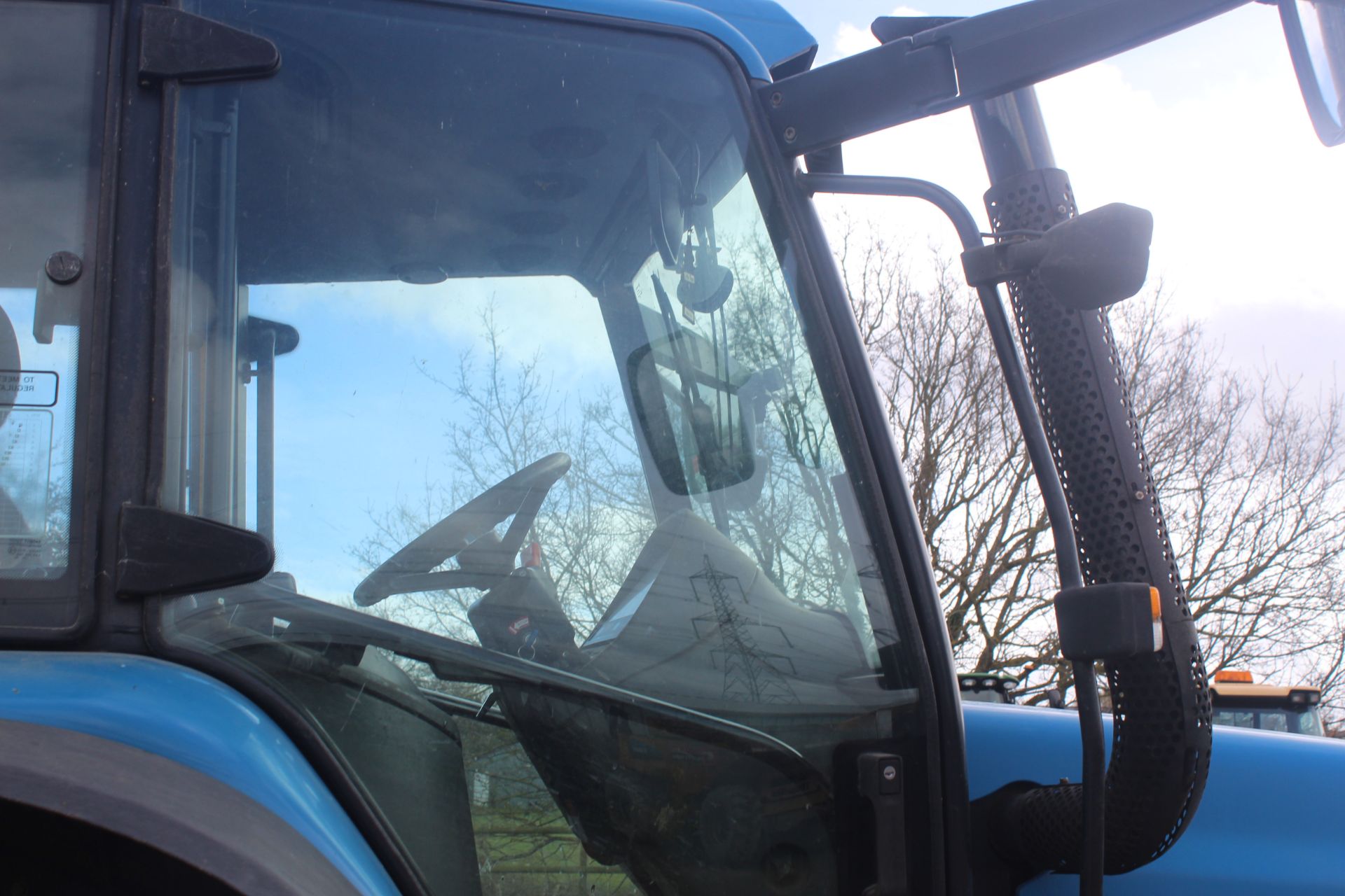 New Holland TM150 4WD tractor. Registration X501 NTW. Date of first registration 01/09/2000. Showing - Image 45 of 88