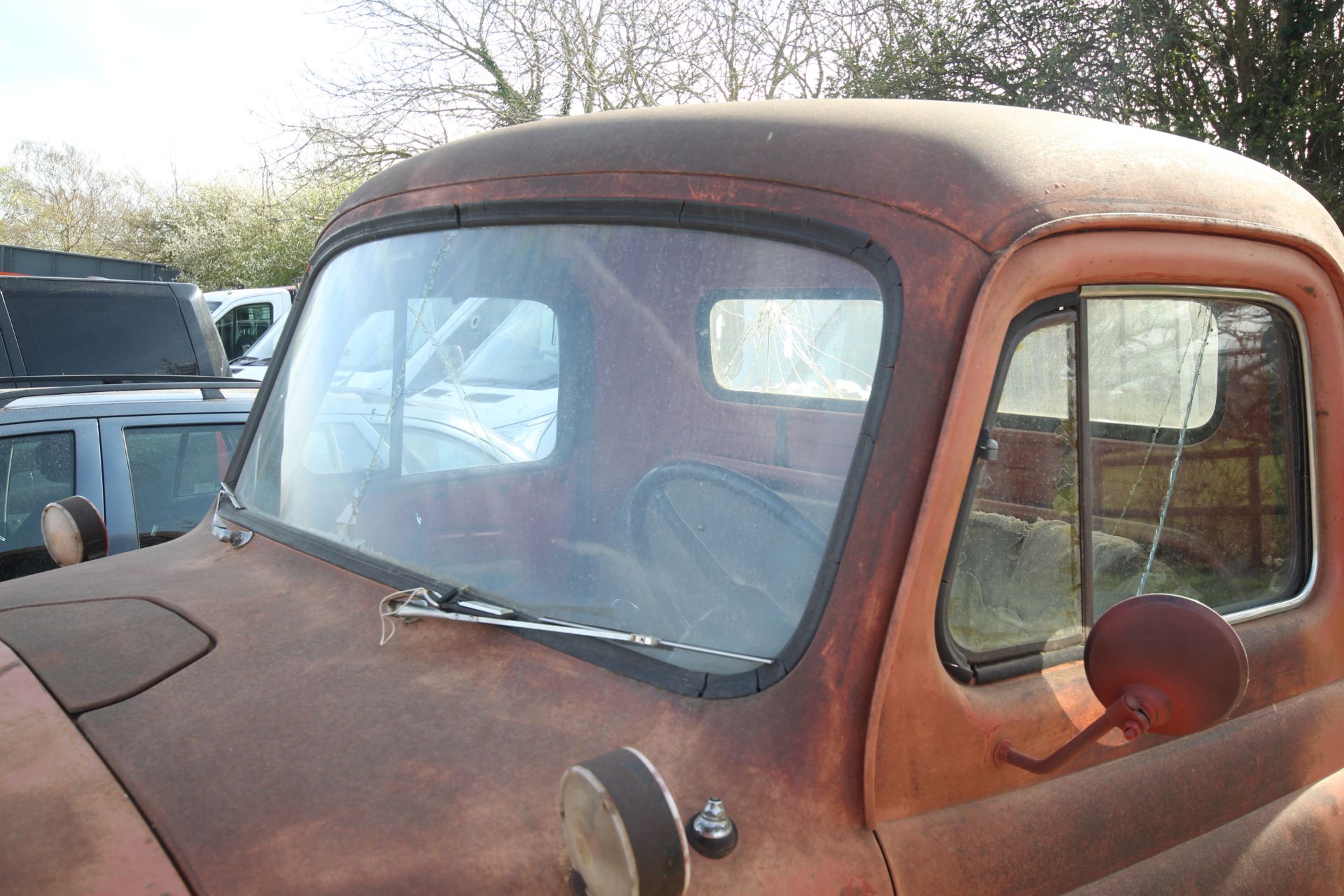 International R100 petrol pick-up. Registration 161 XVY. 1954. Vendor reports a lot of - Image 34 of 54