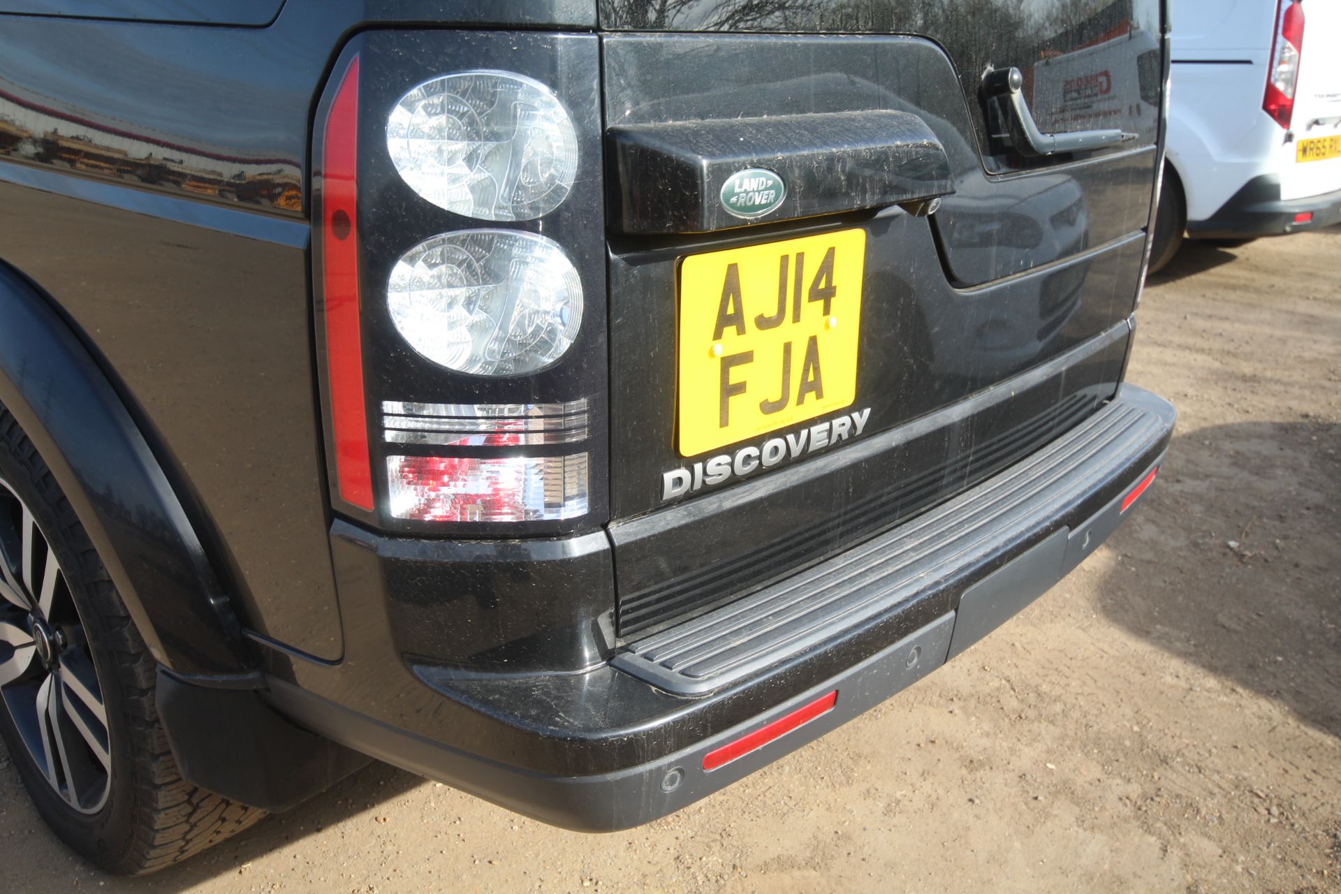 Land Rover Discovery 4 3.0L diesel Commercial. Registration AJ14 FJA. Date of first registration - Image 20 of 65