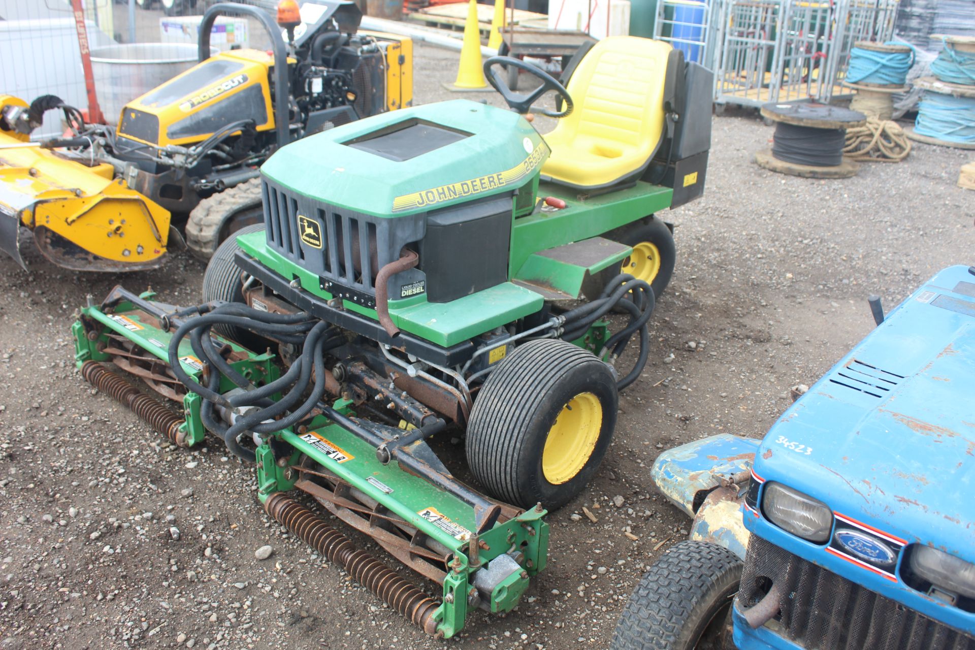 John Deere 2653A hydrostatic diesel triple gang fine-cut ride-on mower. Key held. V