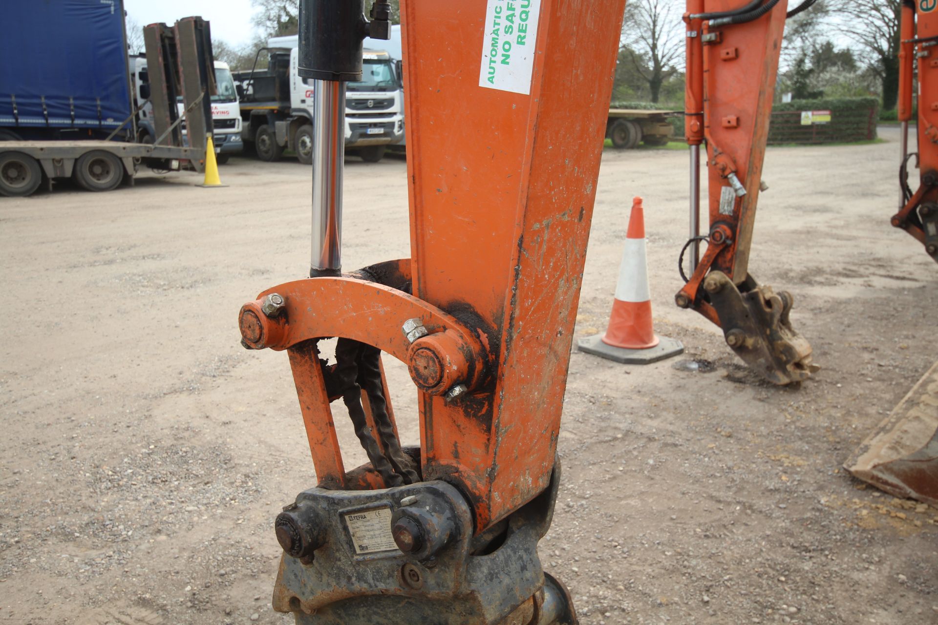 Hitachi ZX55U-6 CLR 5.5T rubber track excavator. 2022. 757 hours. Serial number HCMAEQ50H00061201. - Image 46 of 71