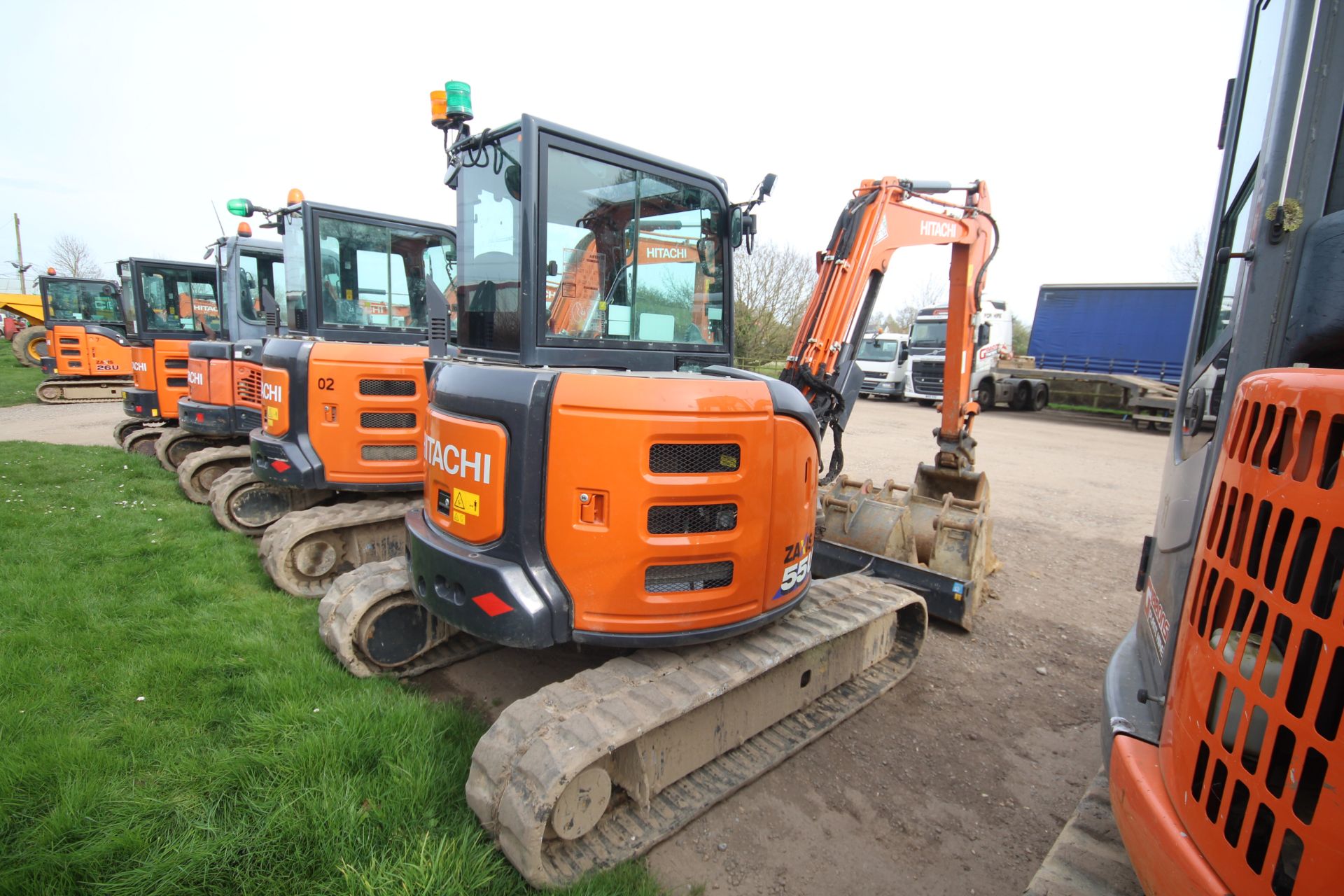 Hitachi ZX55U-6 CLR 5.5T rubber track excavator. 2022. 757 hours. Serial number HCMAEQ50H00061201. - Image 4 of 71