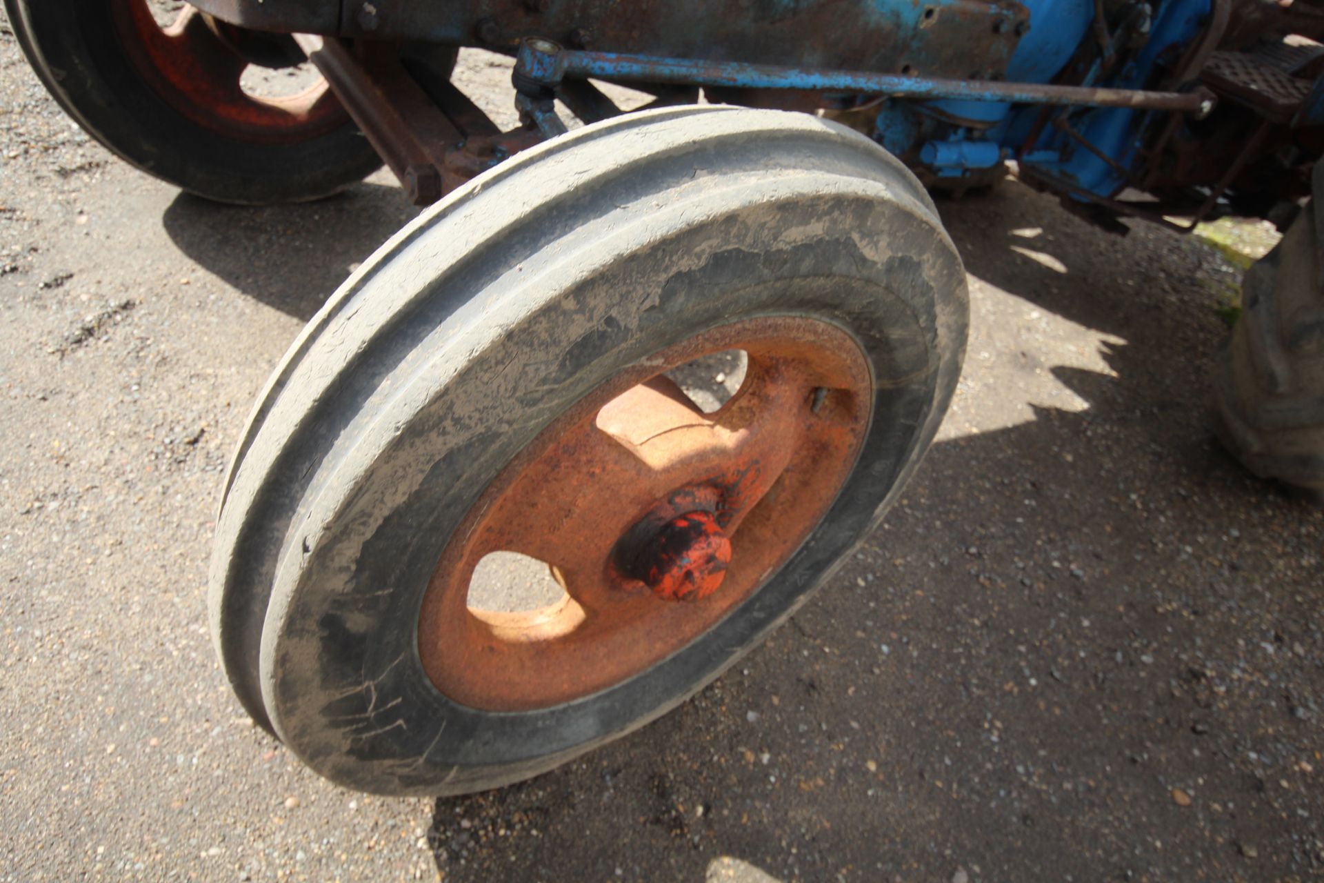 Fordson Super Major 2WD tractor. Key held. - Image 8 of 47