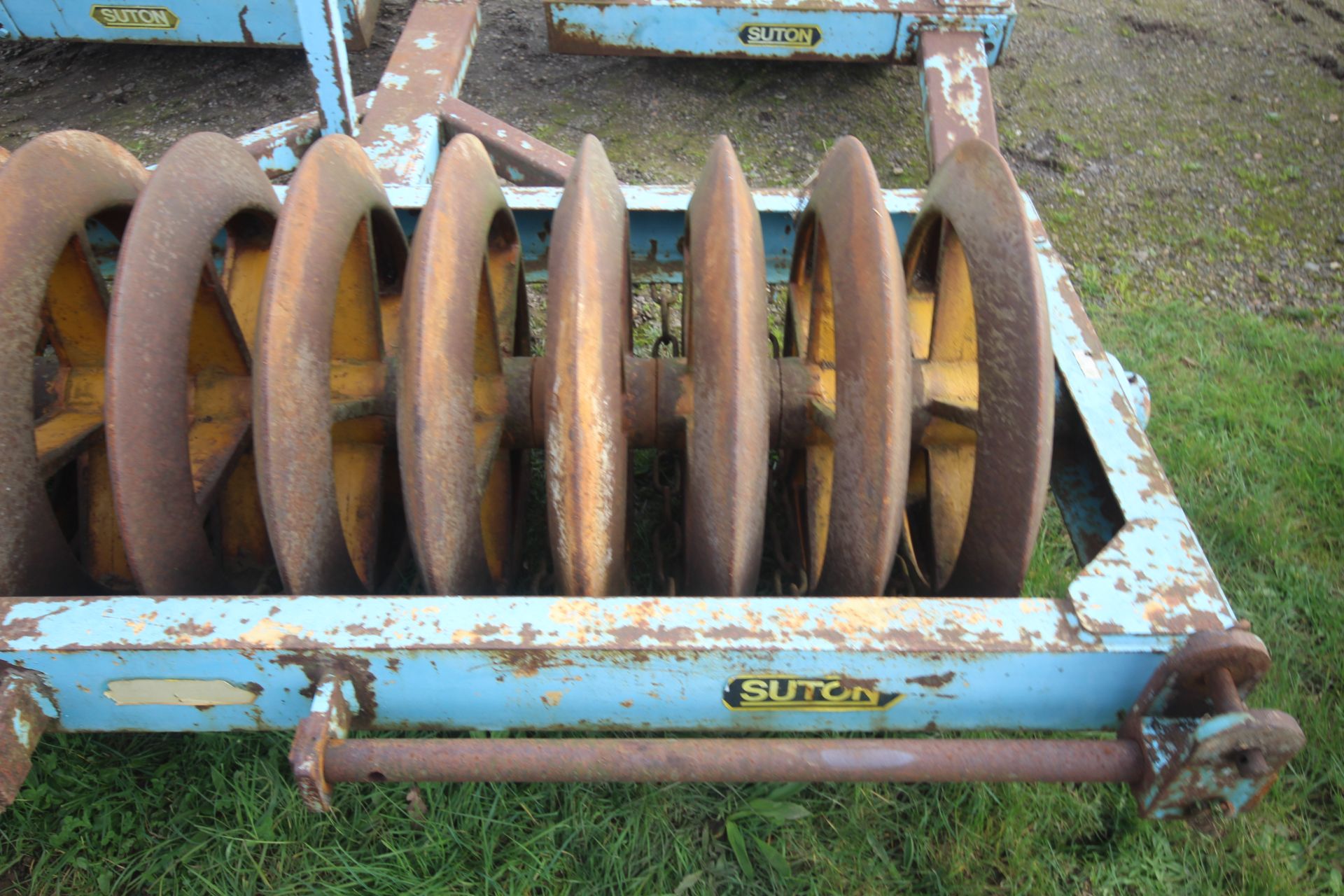 Suton trialed triple gang heavy press. - Image 9 of 19