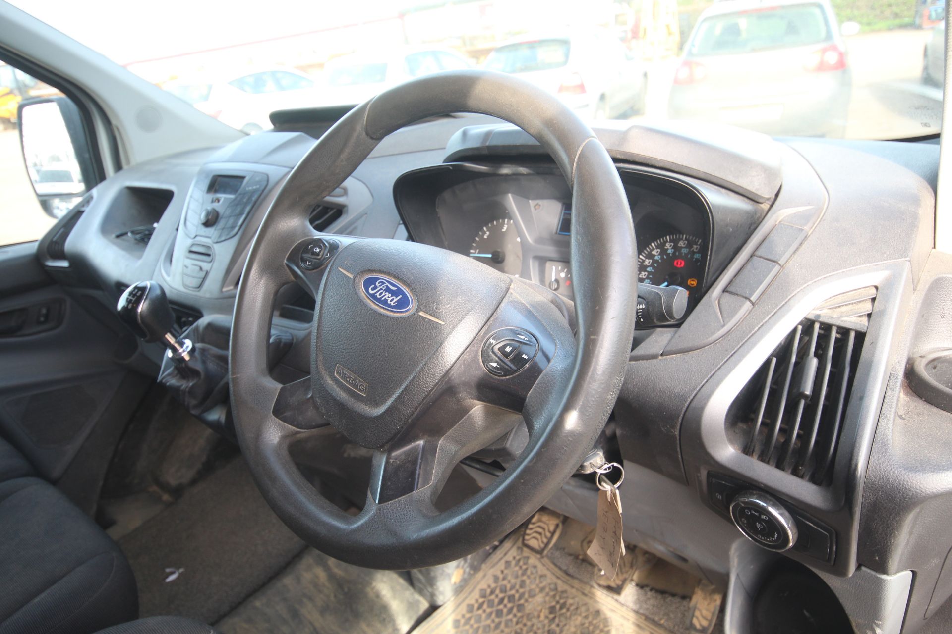 Ford Transit Custom 290 2L diesel manual van. Registration YE17 YYX. Date of first registration 31/ - Image 33 of 56