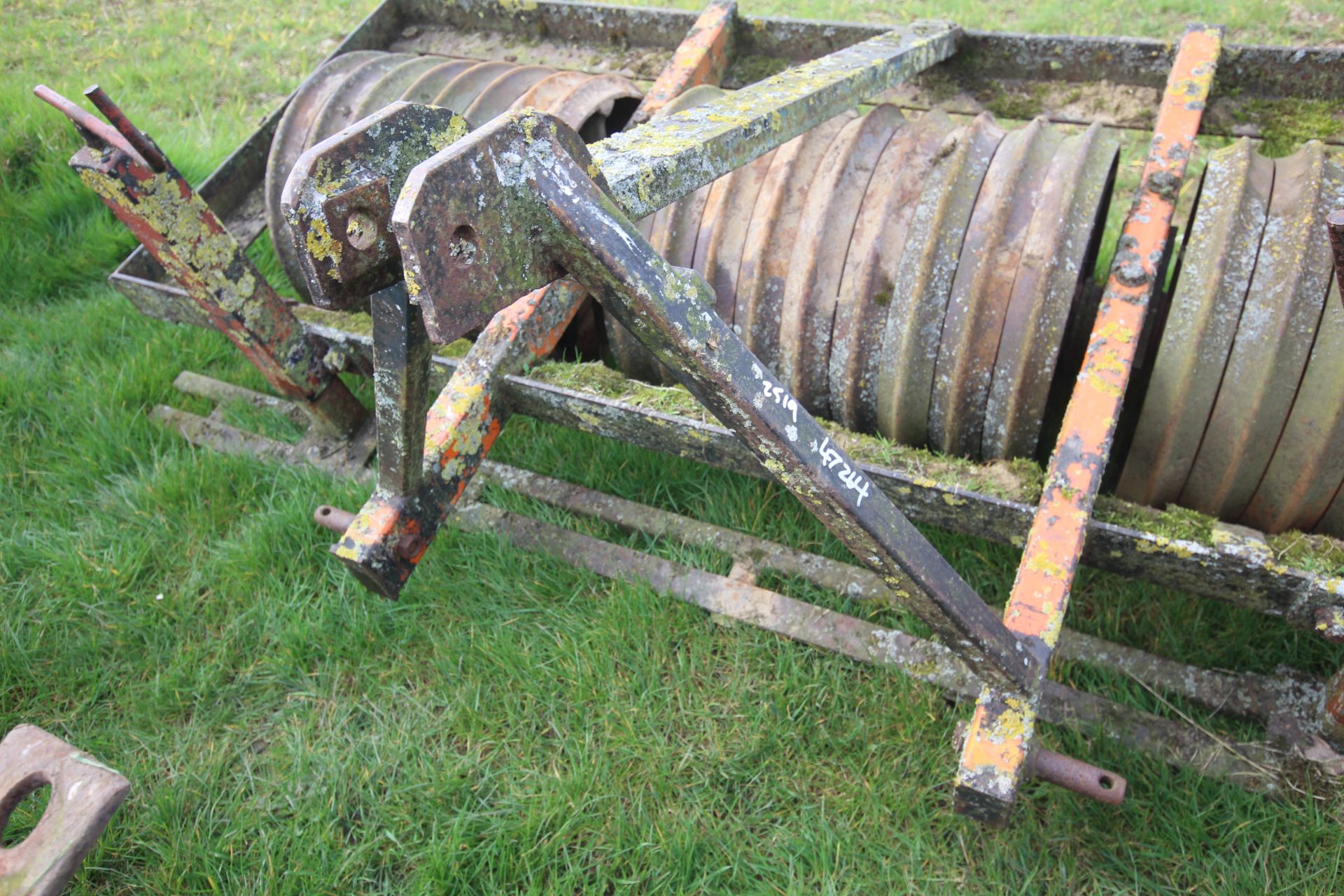 Linkage mounted Cambridge roll. For sale due to retirement. V - Image 2 of 9