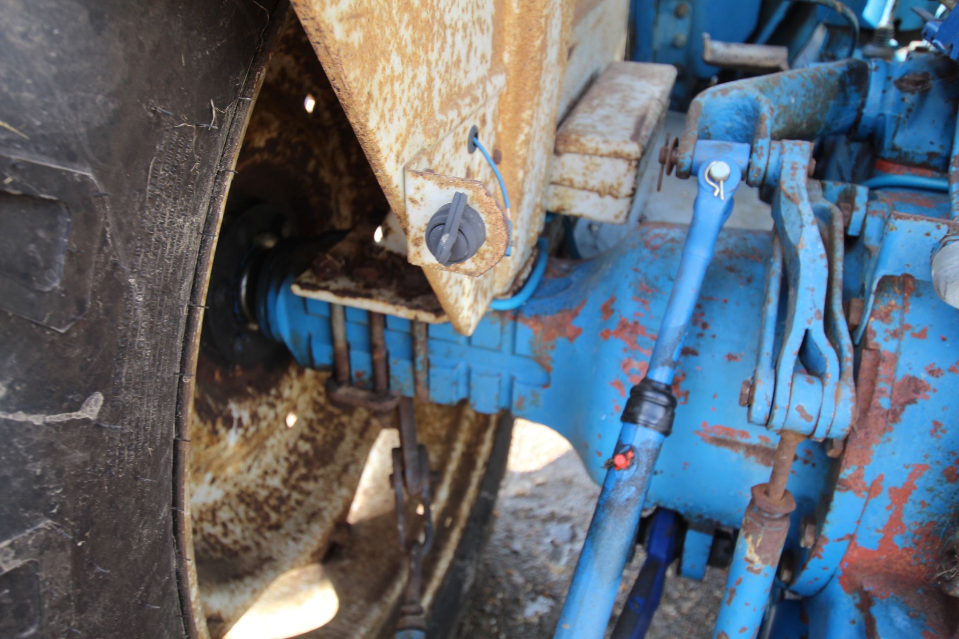 Ford 4000 2WD tractor. Registration TEV 117N. Date of first registration 01/08/1974. 6,619 hours. - Image 20 of 50