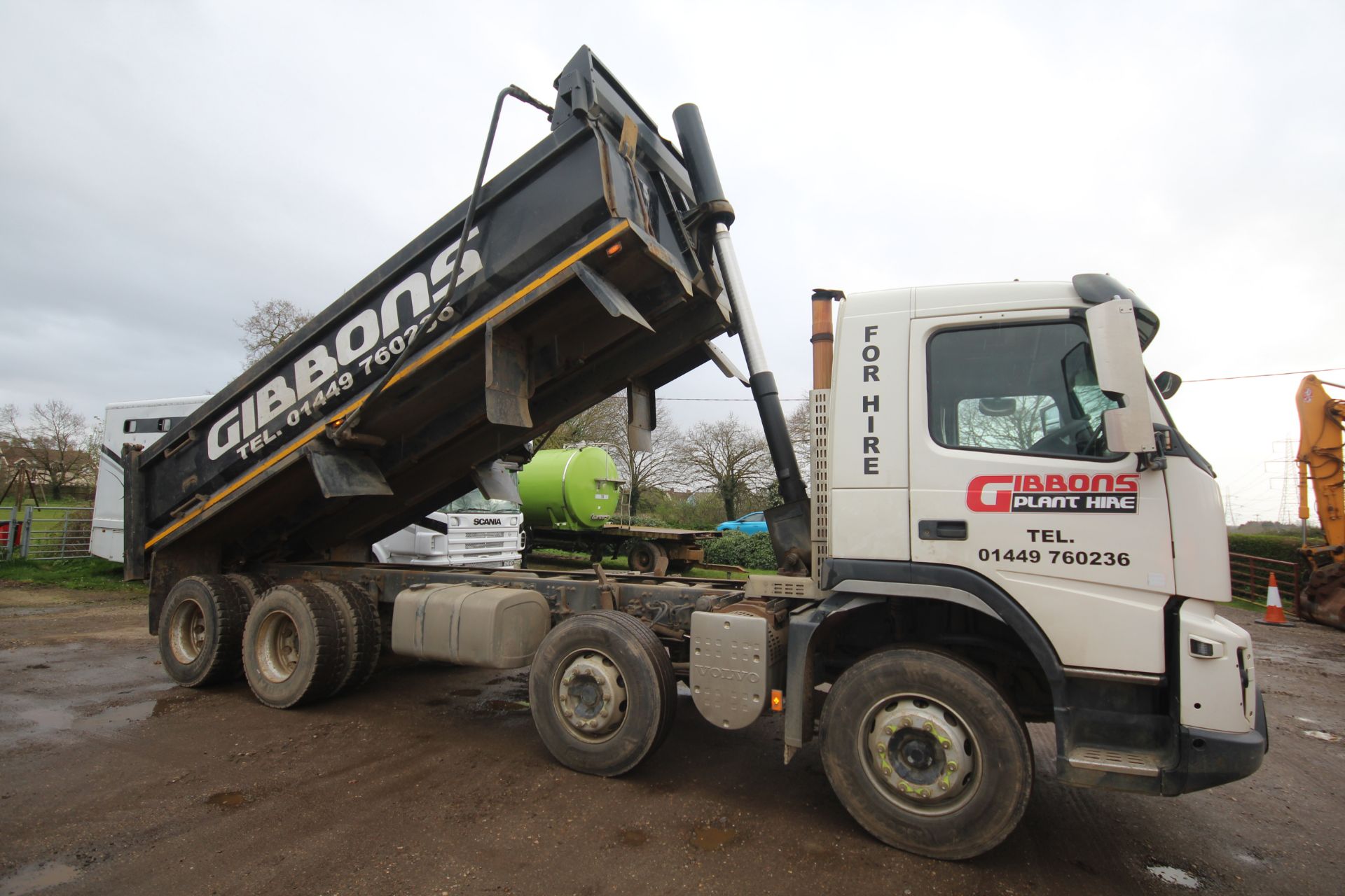 Volvo FMX 410 8x4 32T tipper. Registration WX13 CKF. Date of first registration 17/05/2013. 520, - Image 68 of 80
