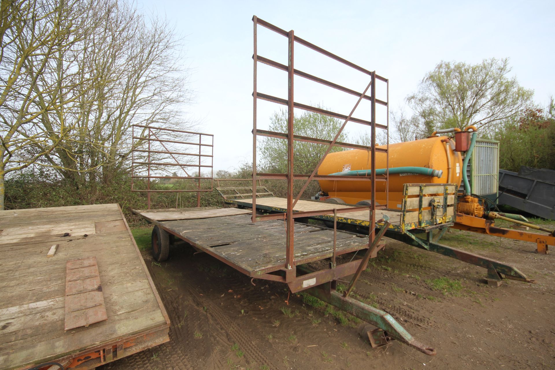 20ft single axle bale trailer. With front and rear ladders. - Image 2 of 20