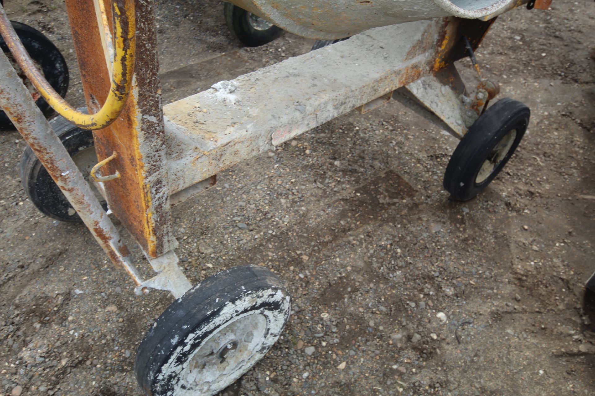 Site cement mixer. With diesel engine. Manual held. - Image 11 of 13