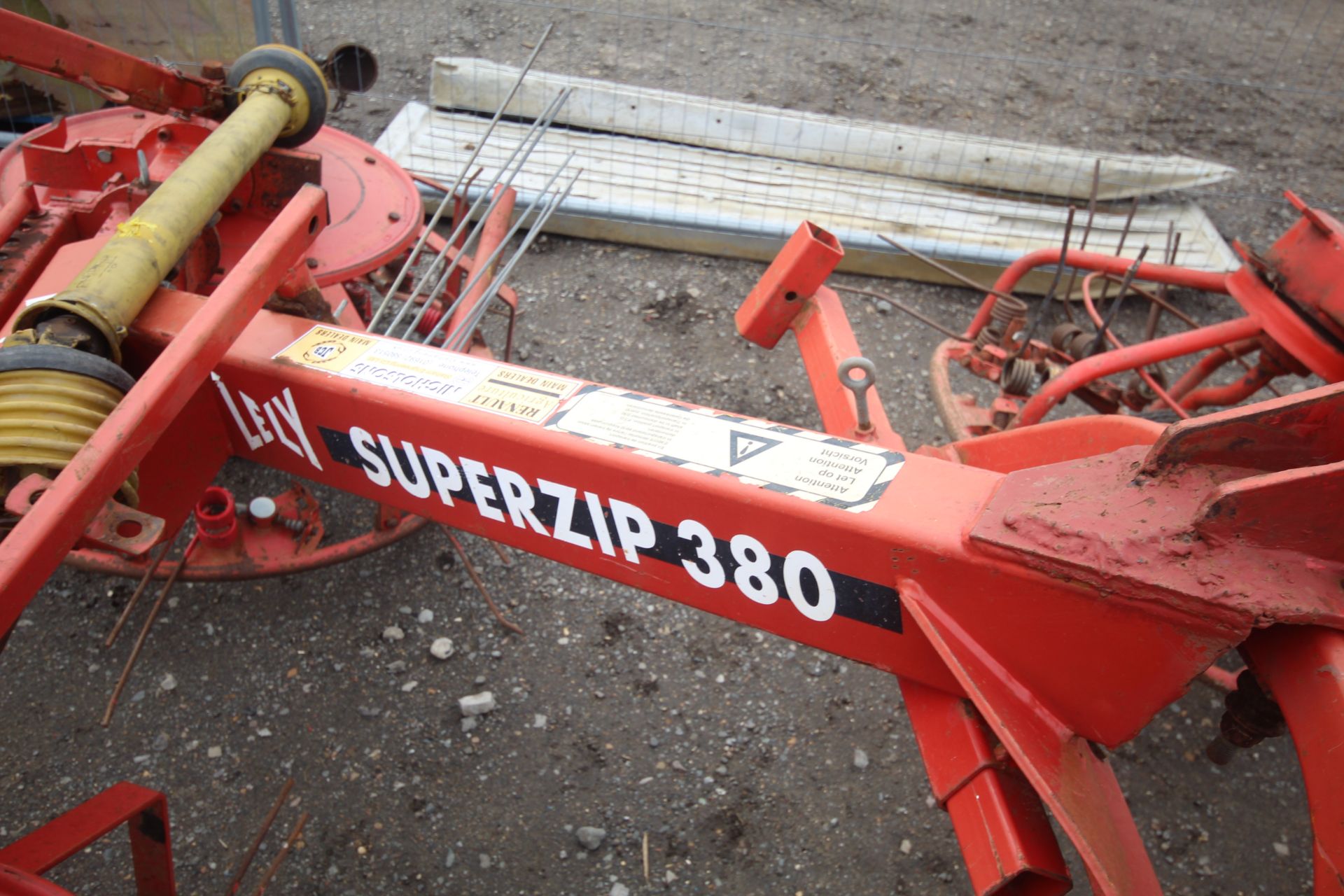 Lely Hayzip 380 hay bob. V - Image 2 of 11