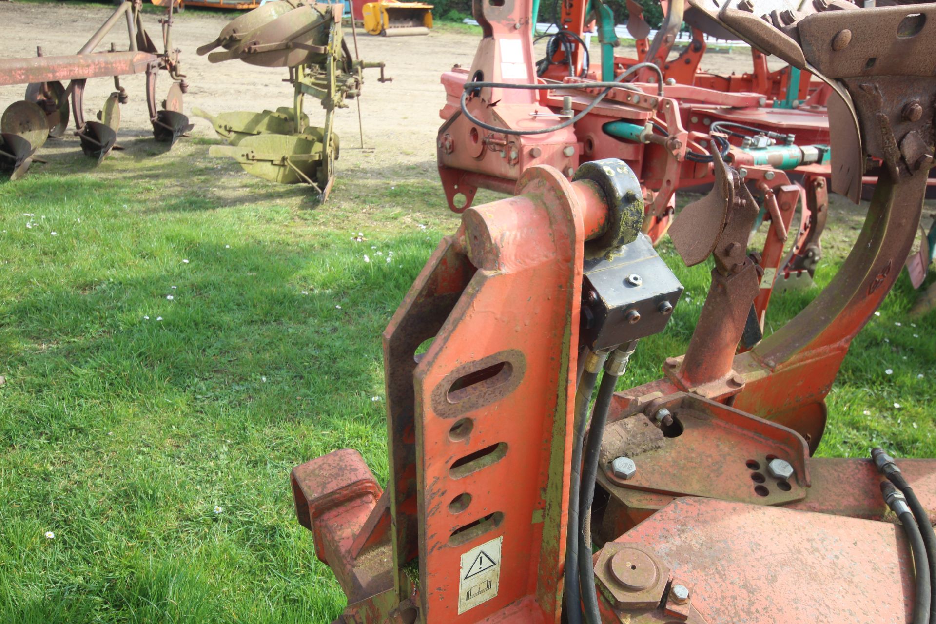 Gregoire Besson 5+1F reversible plough. 1997. One farm from new. V - Image 2 of 24