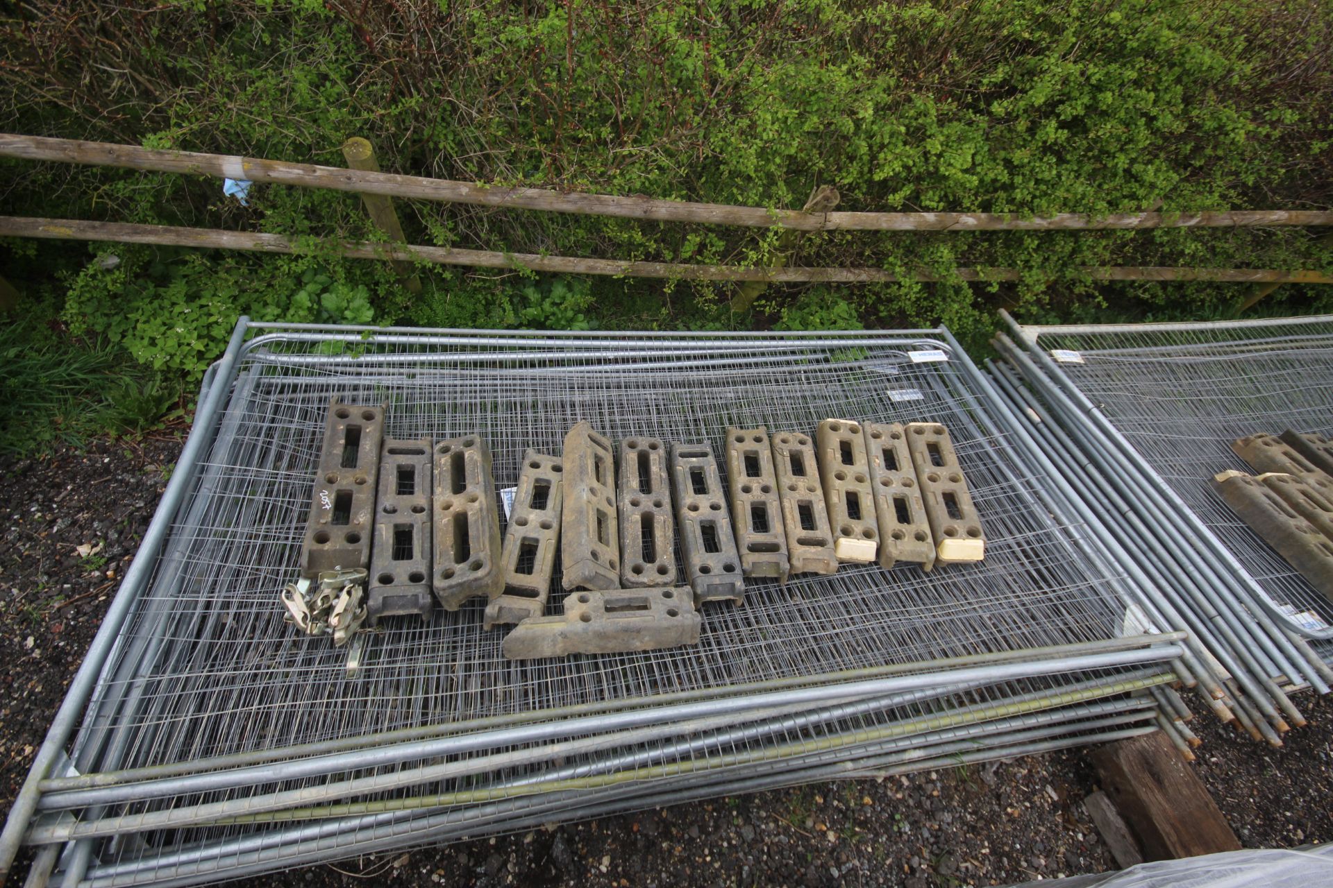 Quantity of Heras fence panels, clips and feet.