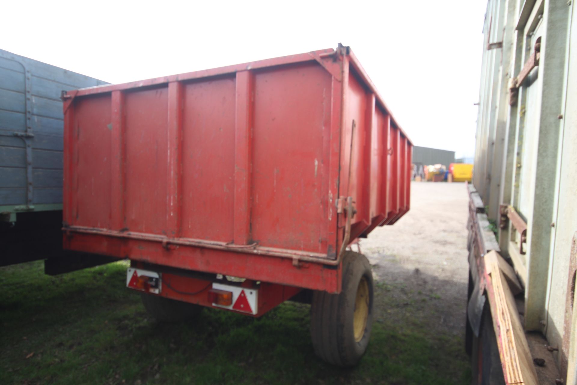 Massey Ferguson/ Weeks 6T single axle tipping trailer. From a local Deceased estate. - Image 3 of 27