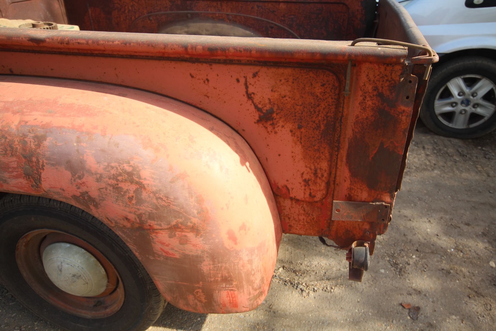 International R100 petrol pick-up. Registration 161 XVY. 1954. Vendor reports a lot of - Image 23 of 54