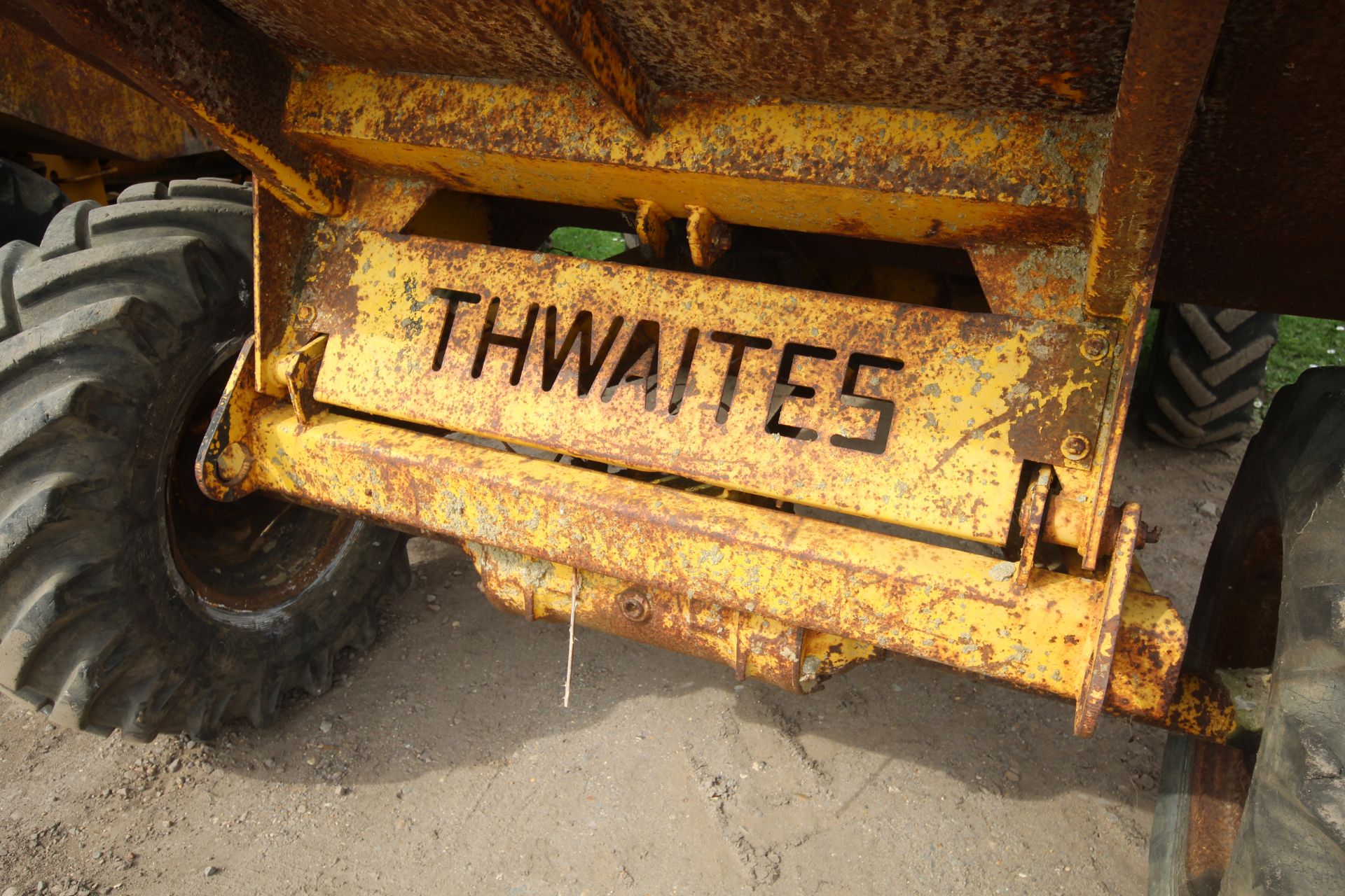 Thwaites 4000 2T 4WD crank start dumper. - Image 5 of 25