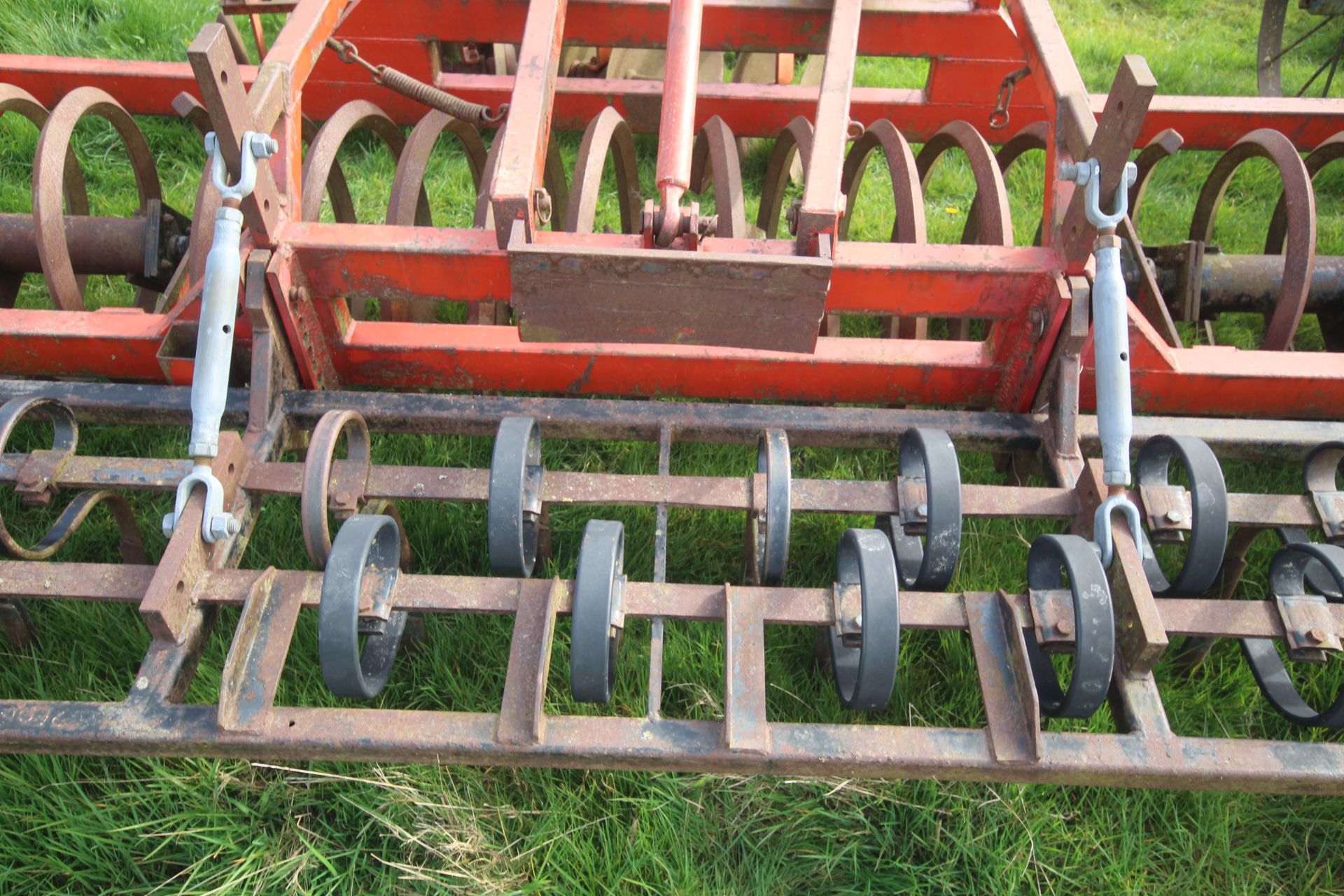FarmForce 3m front mounted Flexicoil press. With leading tines. From a local Deceased estate. - Bild 9 aus 12