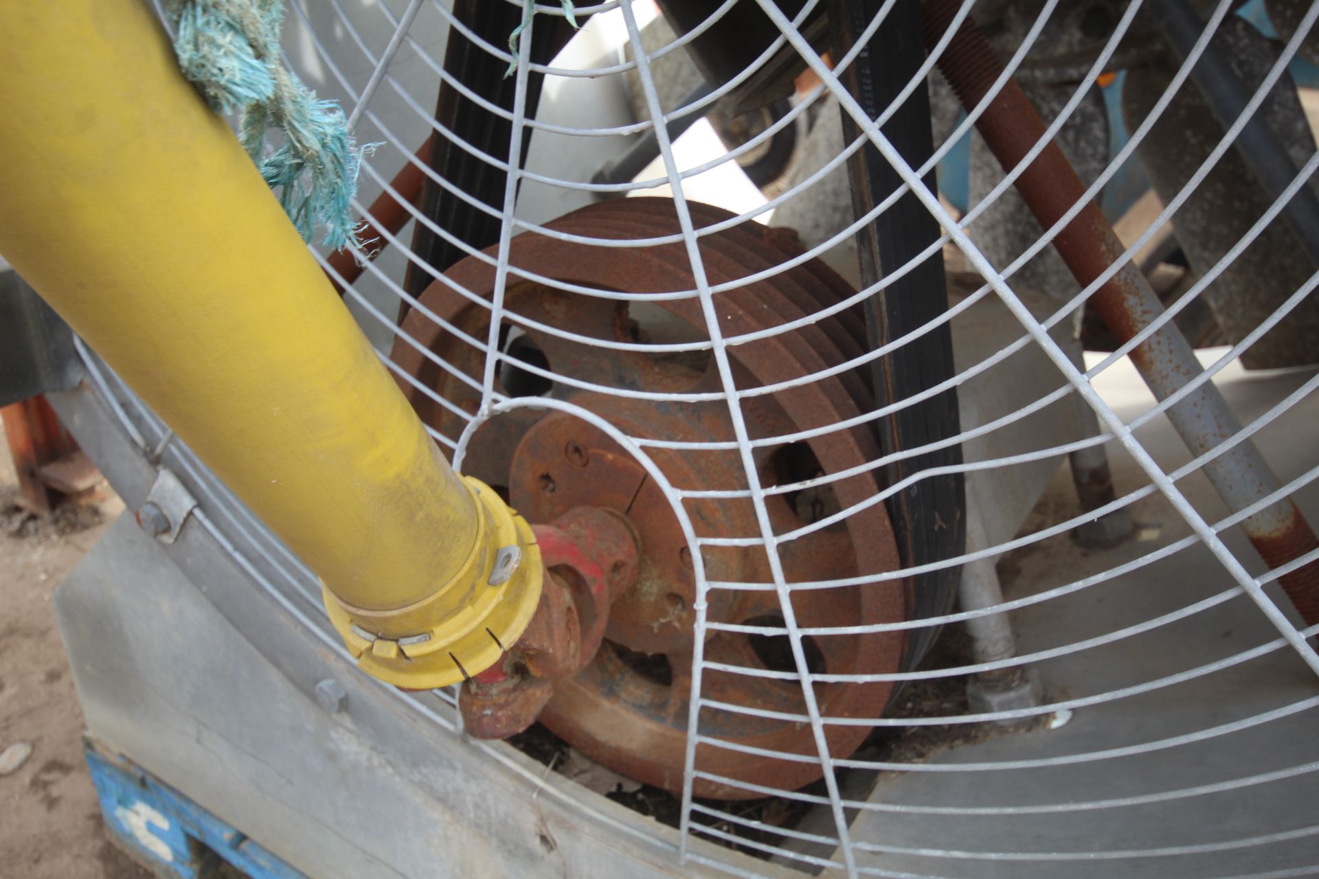 Large PTO drying fan. - Image 4 of 11