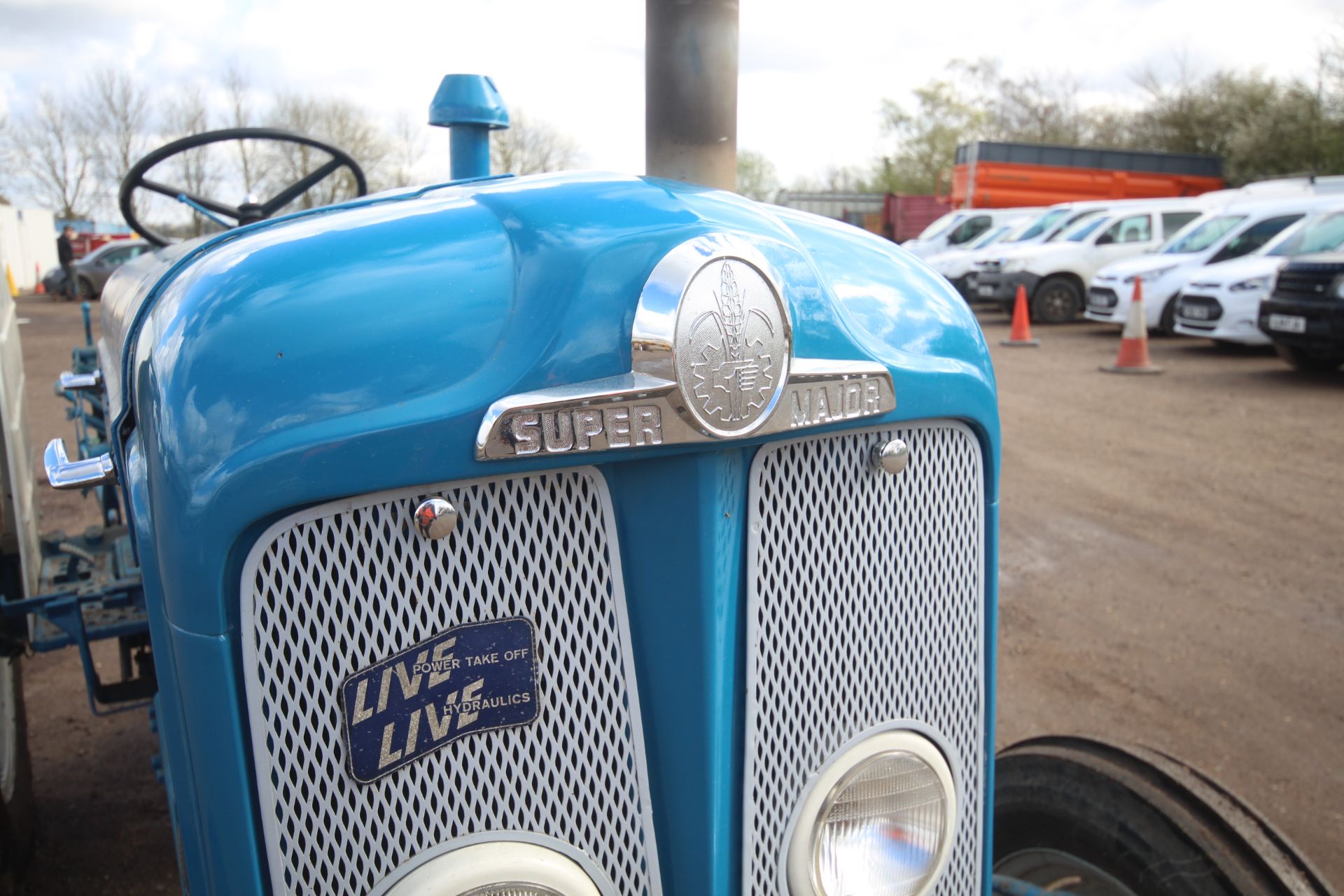 Fordson New Performance Super Major 2WD tractor. 12.4-36 rear wheels and tyres @ 99%. Key held. - Image 5 of 47