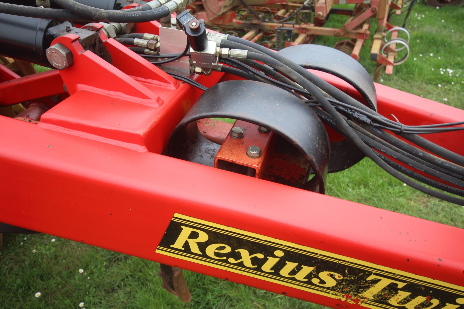 Vaderstad 4.5m Rexius Twin 450. With sprung legs, levelling paddles and double cast iron rings. - Image 7 of 48