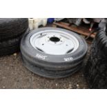 2x Ferguson 4.00-19 front wheels and tyres.