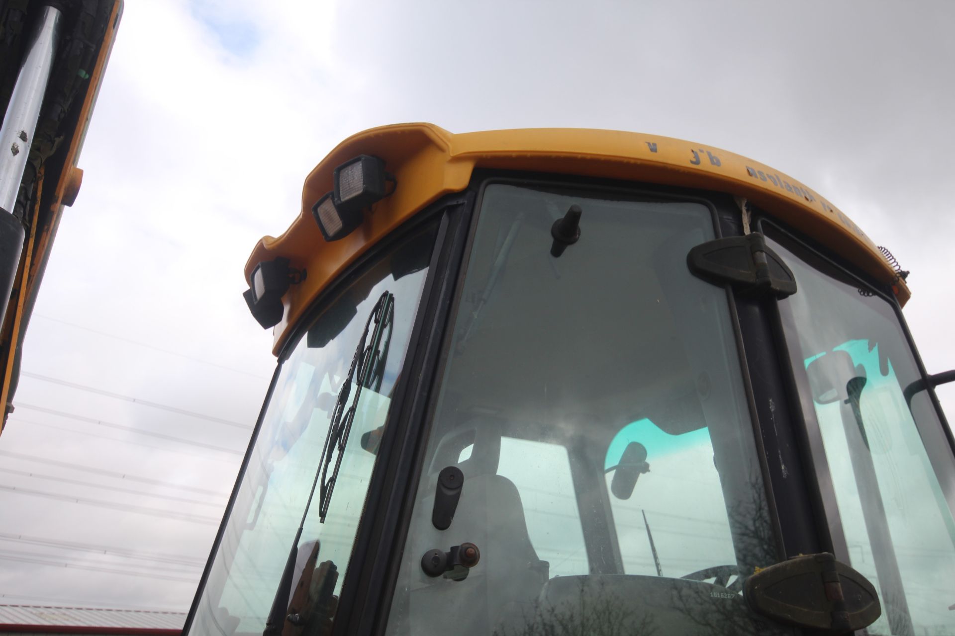 JCB P21 3CX Sitemaster backhoe loader. Registration HF59 CZV. Date of first registration 01/09/2009. - Image 44 of 76