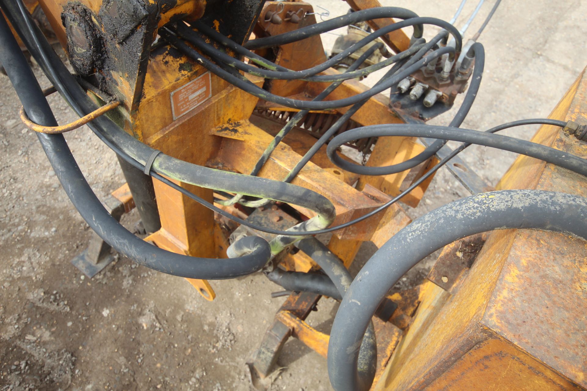 McConnel PA34 linkage mounted hedge cutter. With cable controlled spools. For sale due to - Image 7 of 17