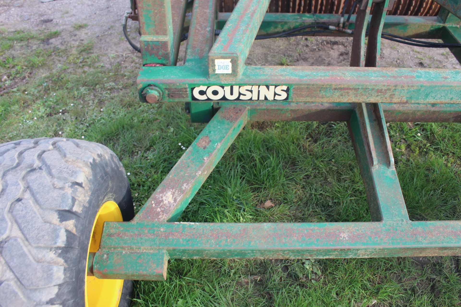 Cousins 24ft vertical folding rolls. With breaker rings. V - Image 18 of 36