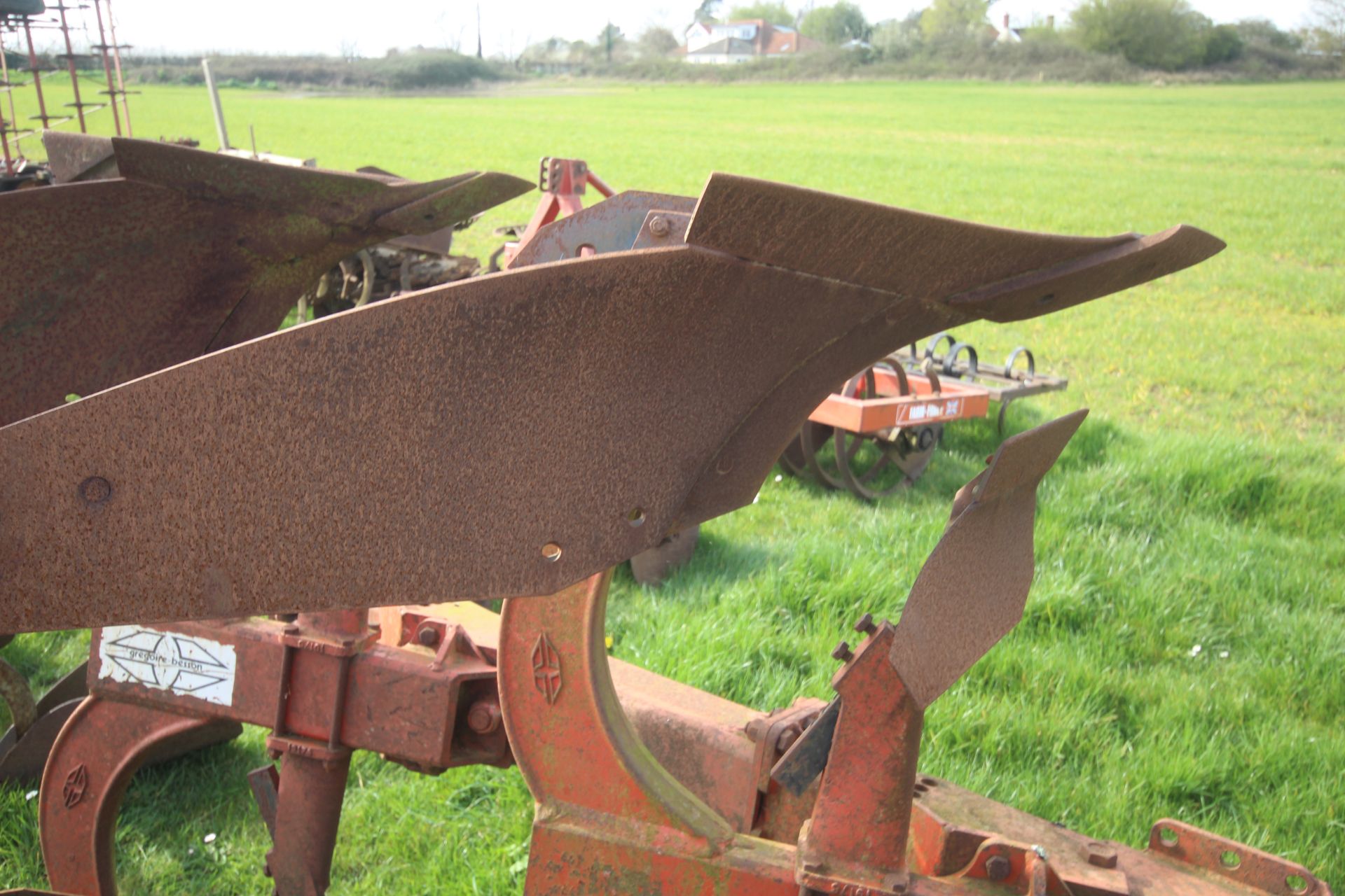 Gregoire Besson 5+1F reversible plough. 1997. One farm from new. V - Image 14 of 24