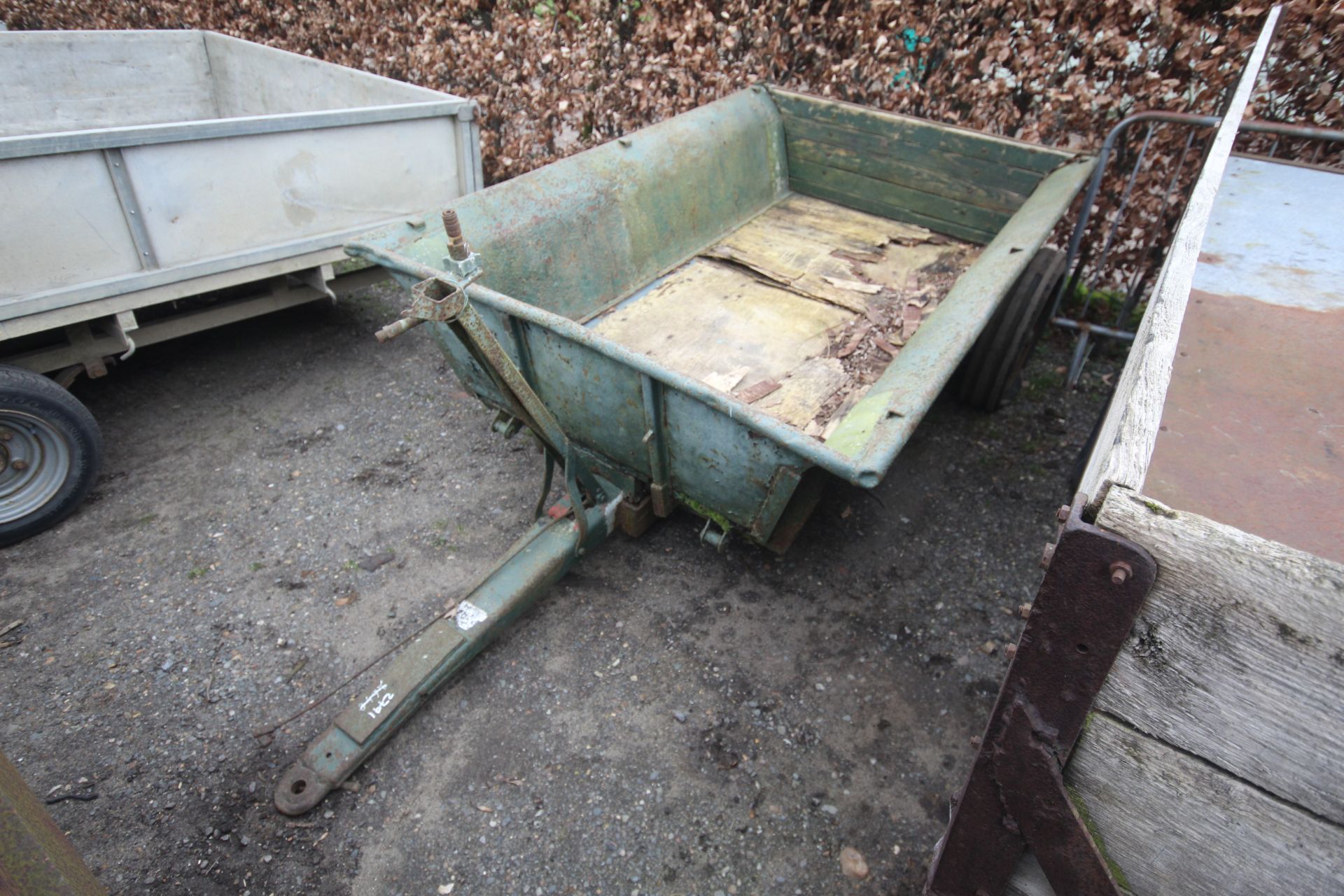 Ferguson LJEA-40 30cwt tipping trailer. Badged. Serial number 1371. For restoration.