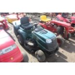 Atco GT30H hydrostatic ride-on mower. With collector. Key held.