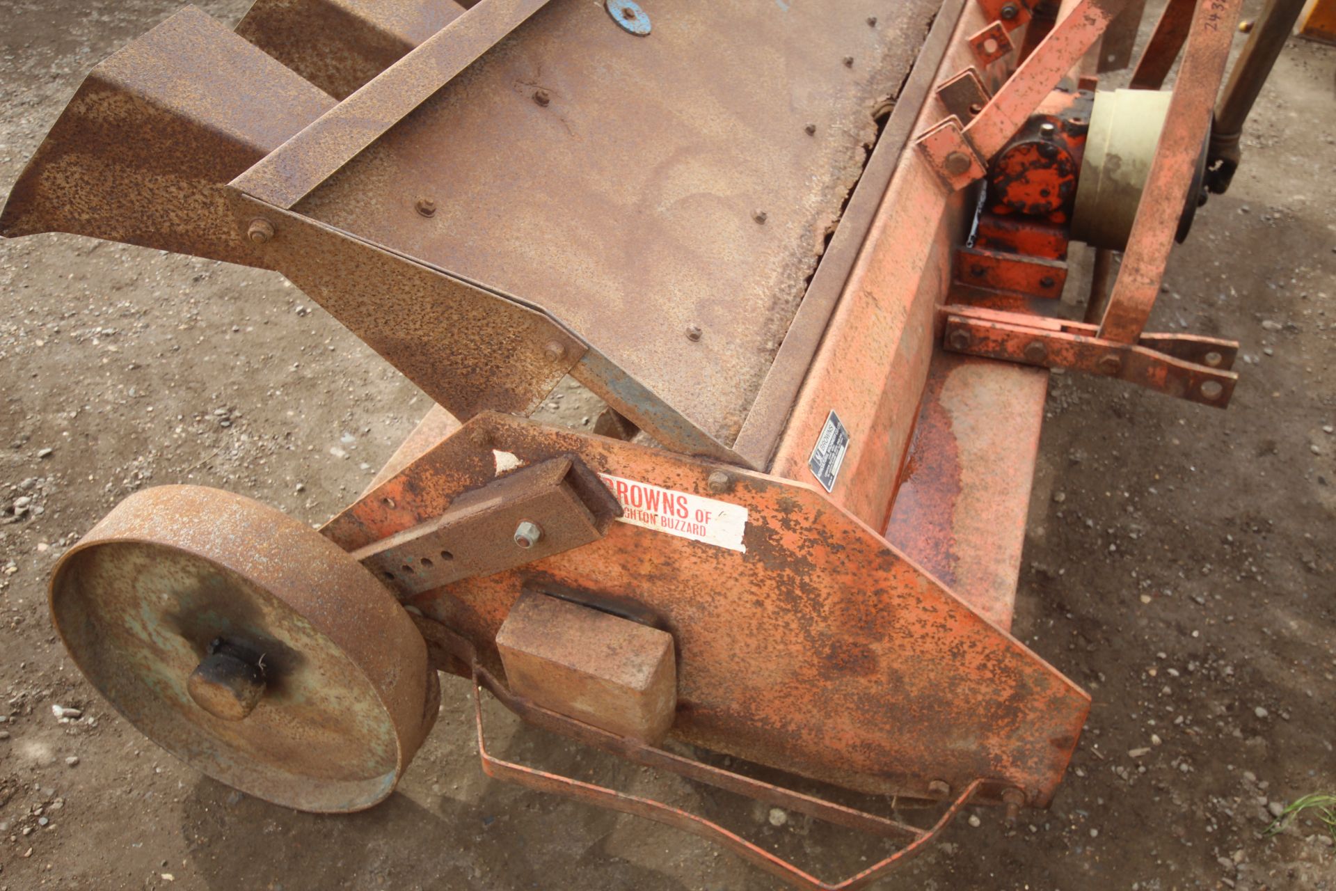 Browns mounted straw chopper. Serial number 21052. Manual held. V - Image 9 of 12