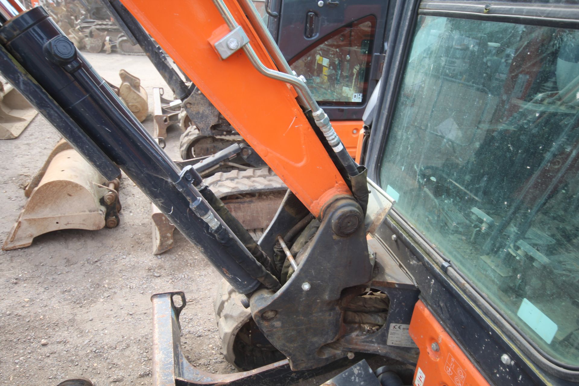 Hitachi Z-Axis 26U-5A CR 2.6T rubber track excavator. 2017. 2,722 hours. Serial number HCM - Image 34 of 58