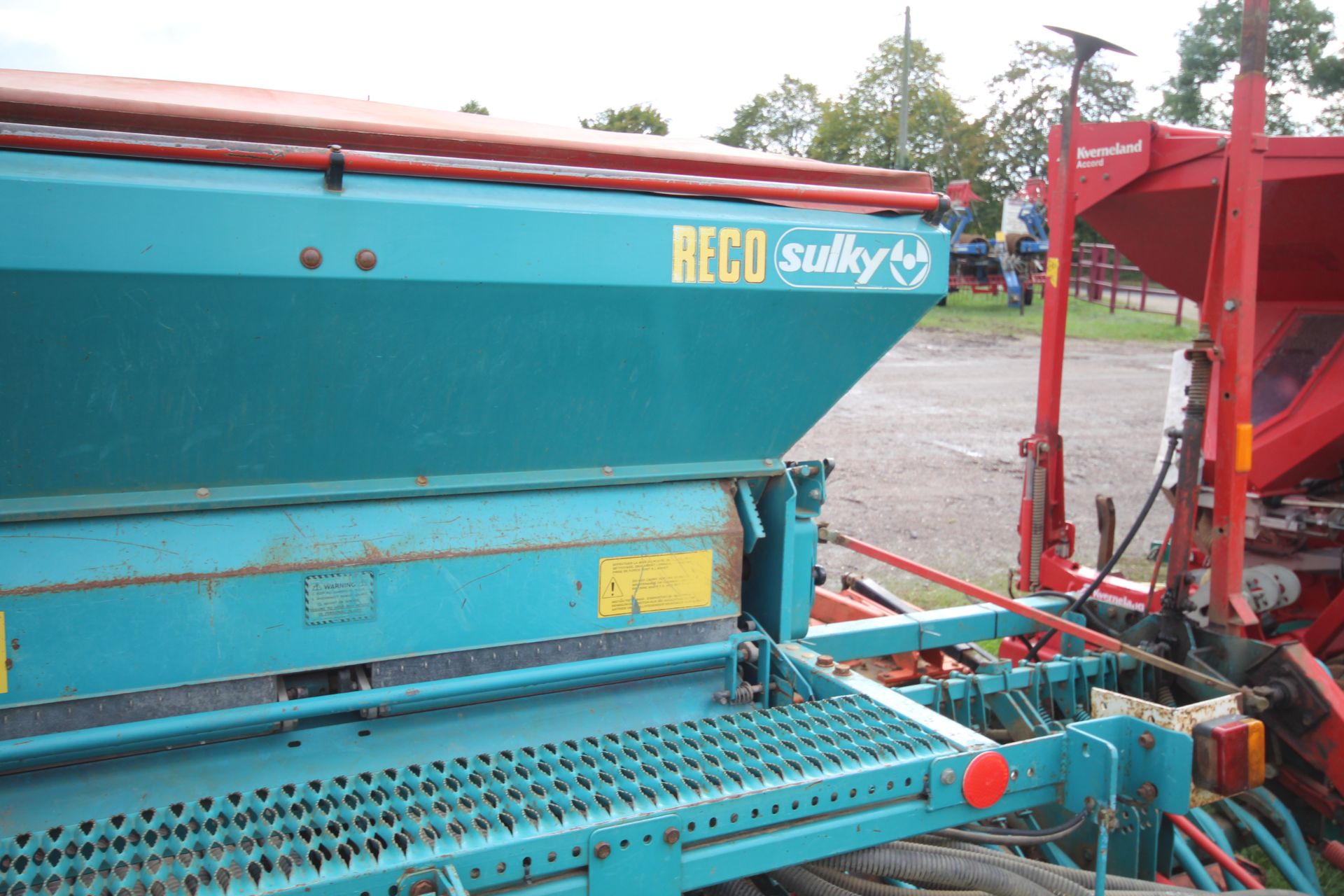 Maschio/ Sulky drill 4m combination. Comprising Maschio DM4000 power harrow coupled to Sulky SPI - Image 20 of 37