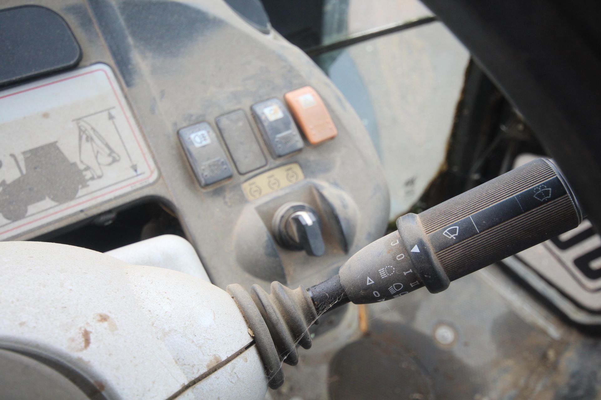 JCB P21 3CX Sitemaster backhoe loader. Registration HF59 CZV. Date of first registration 01/09/2009. - Image 65 of 76