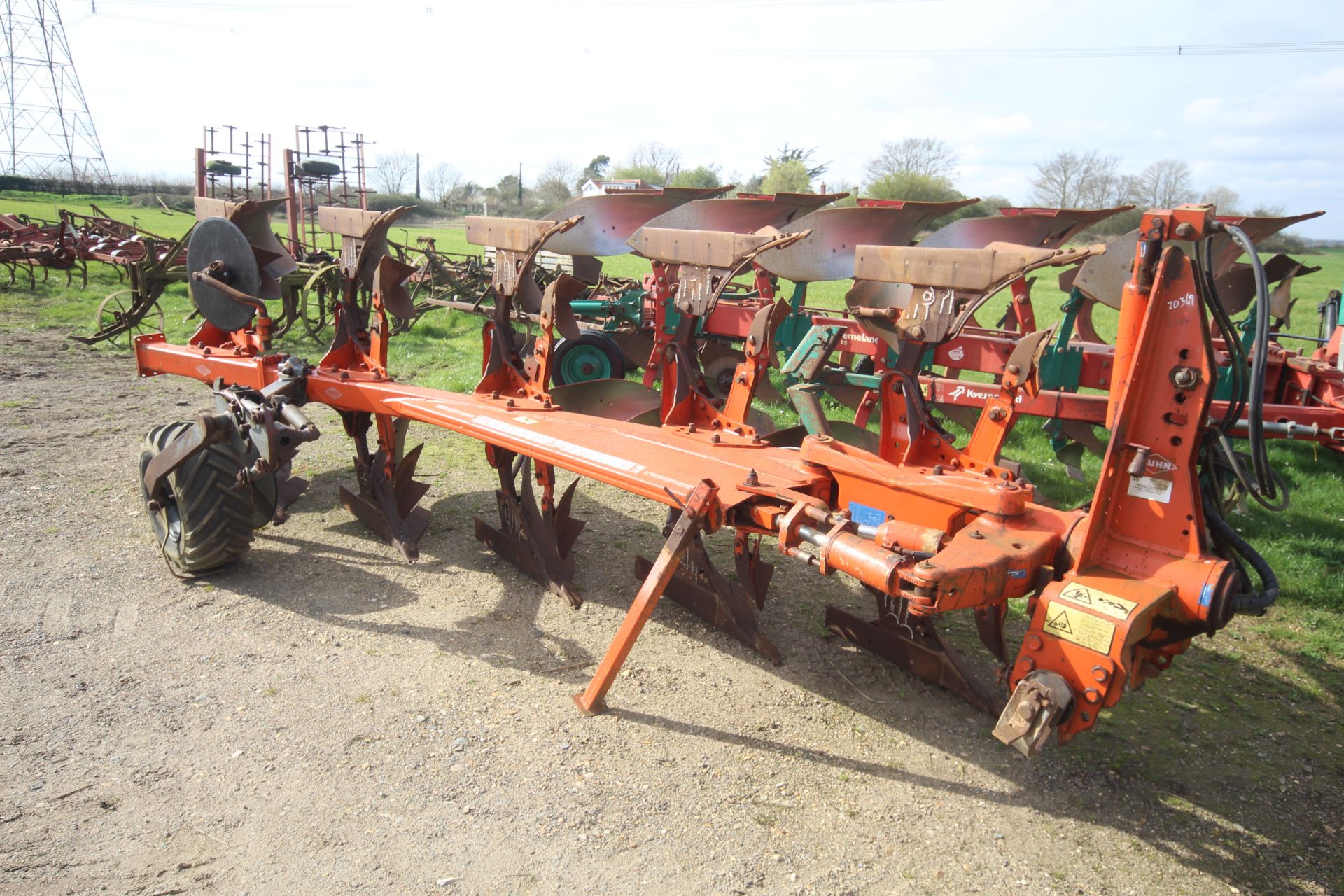 Kuhn Multimaster 121 4+1F reversible plough. Type M121 5ET. Serial number H1985. May 2002. Manual