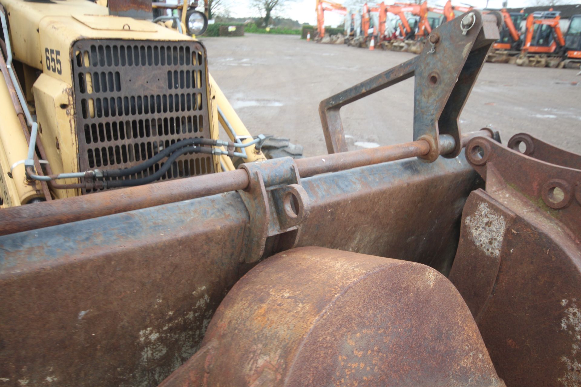 Ford 655 4WD backhoe loader. Registration F829 MVX. Date of first registration 03/10/1988. Showing - Image 9 of 87