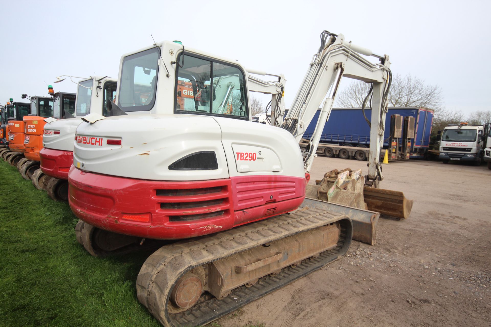 Takeuchi TB290 9T rubber track excavator. 2018. 5,096 hours. Serial number 190200950. With 4x - Image 4 of 68