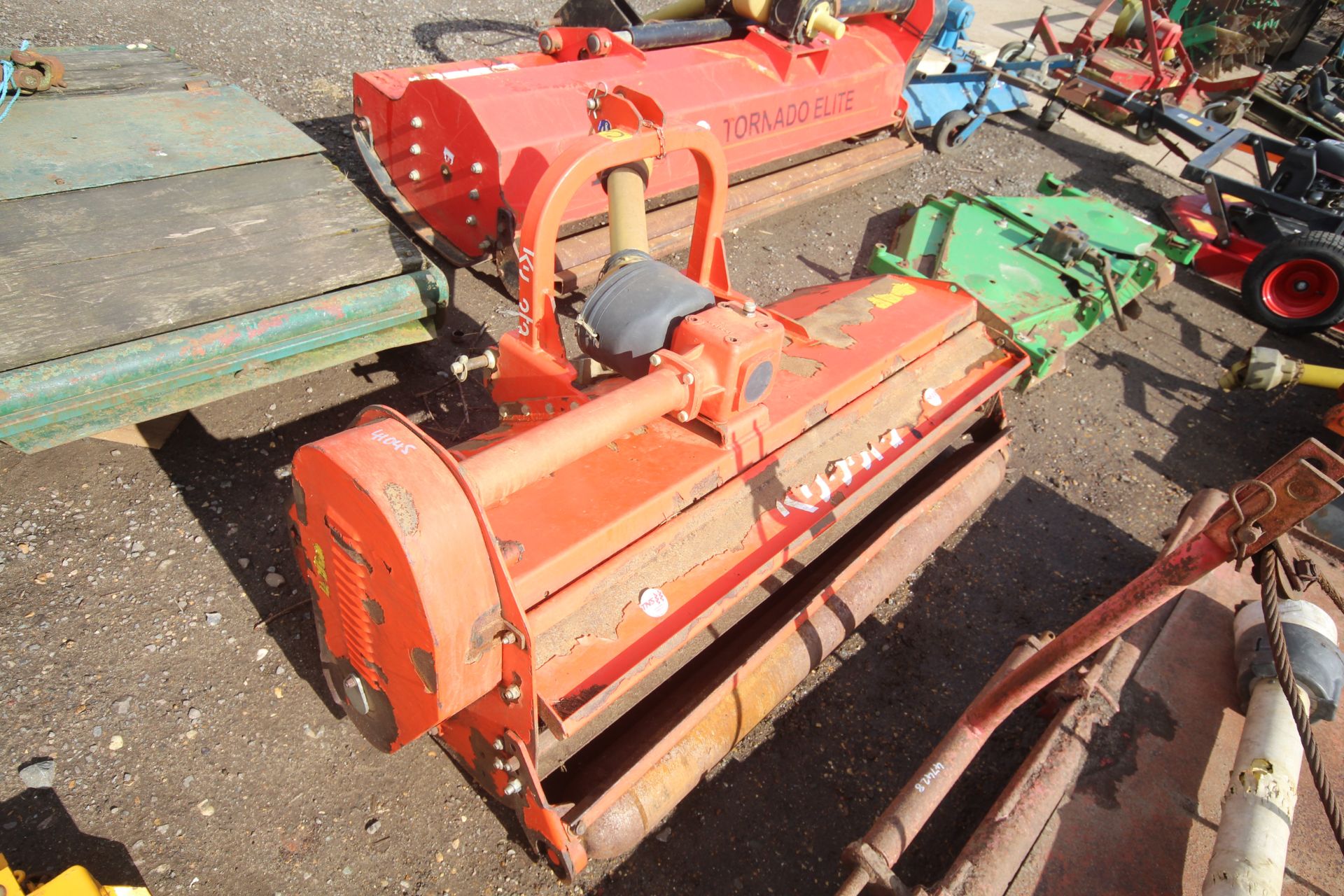 Kubota 5ft flail mower. With rear roller. V - Image 4 of 9