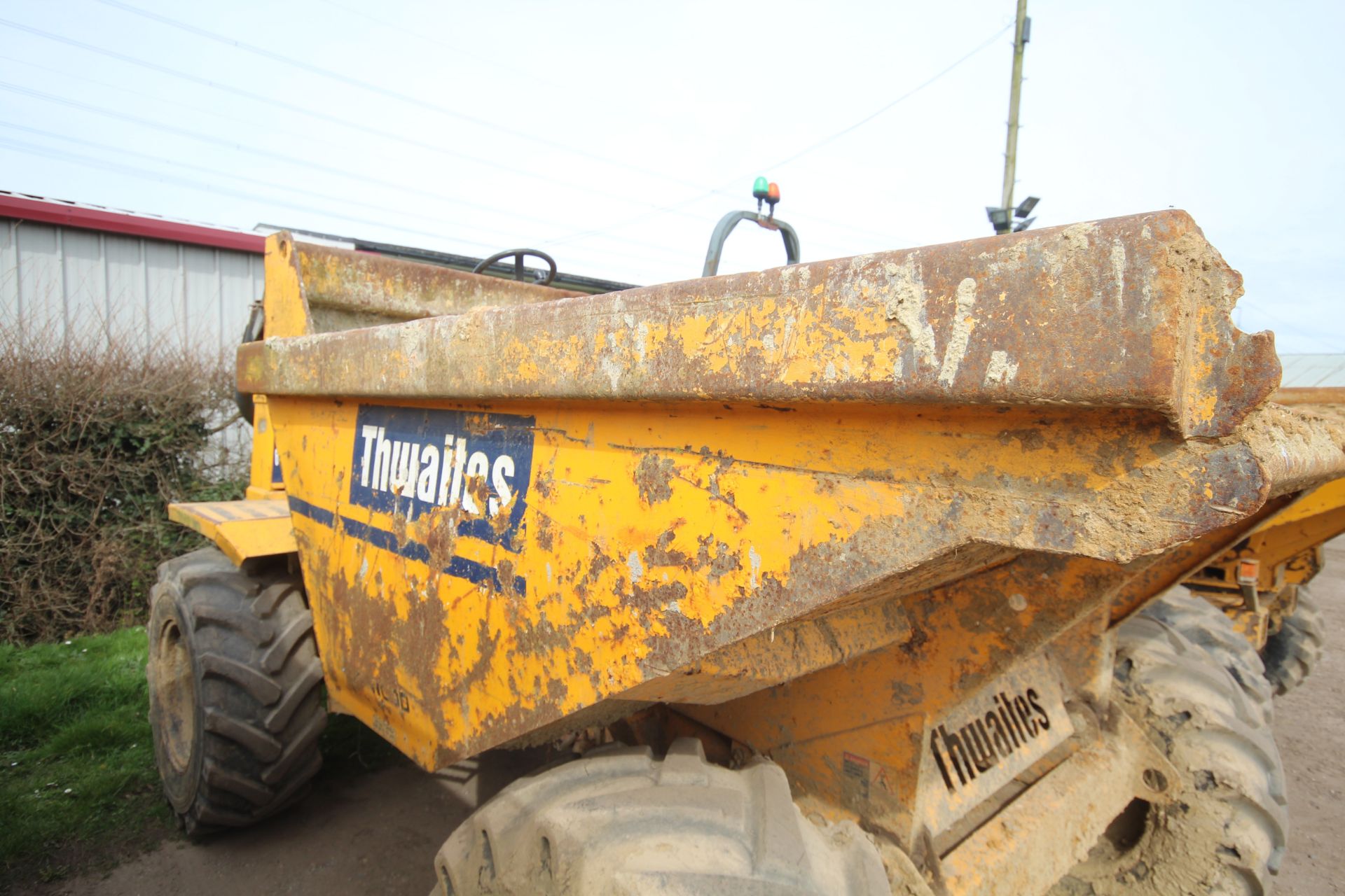 Thwaites 6T 4WD dumper. 2007. 4,971 hours. Serial number SLCM565ZZ706B4658. 405/70-20 wheels and - Image 7 of 35