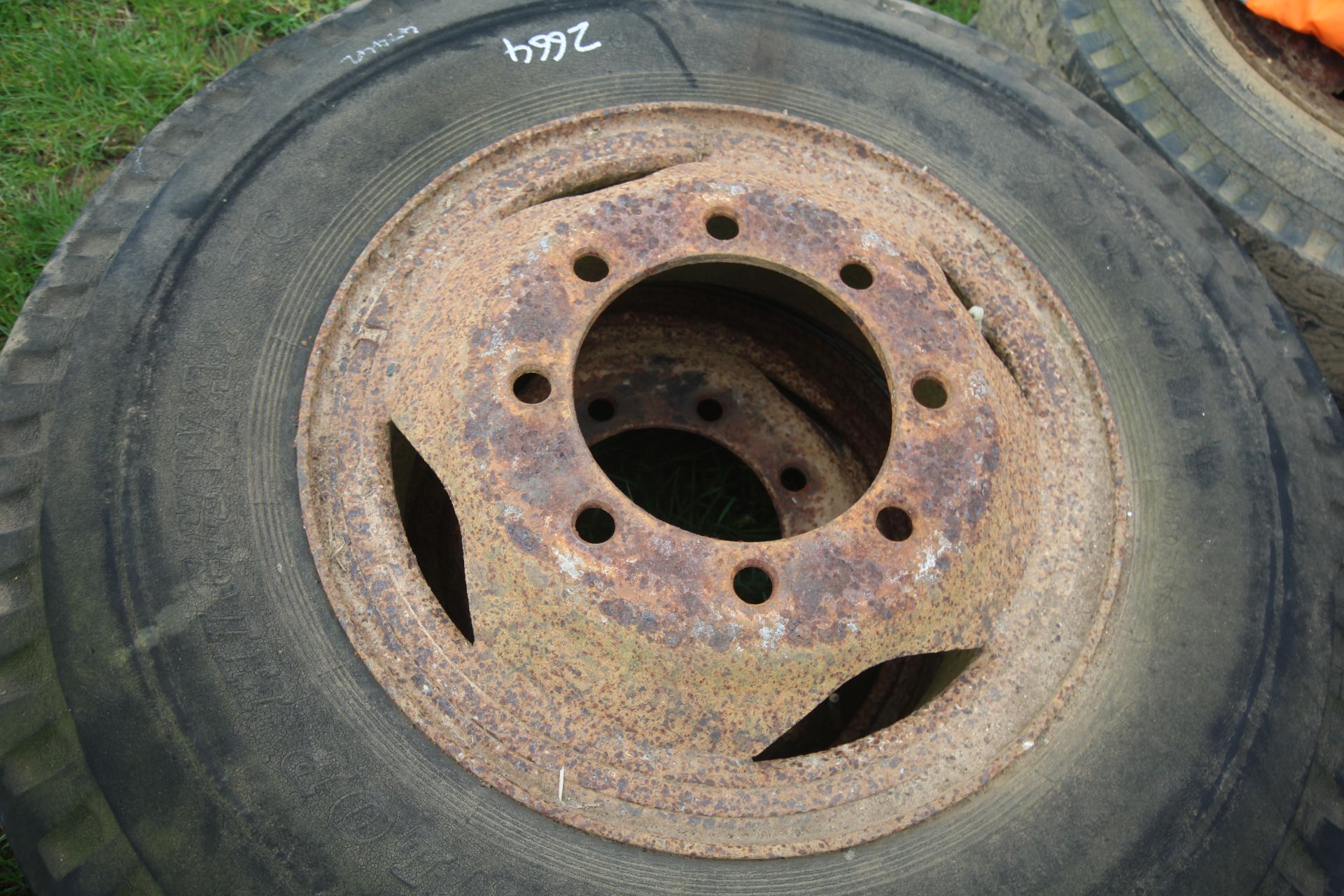 2x various trailer wheels and tyres. - Image 3 of 3