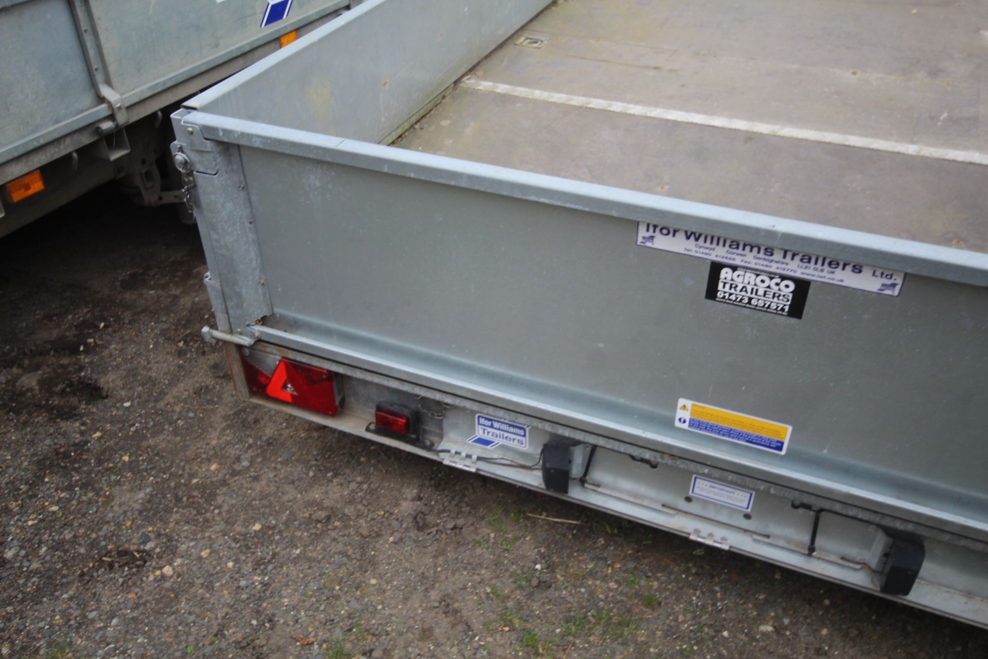 Ifor Williams 2CB LM147 B2 14ft twin axle beavertail trailer. With drop sides and alloy ramps. Key - Image 21 of 35