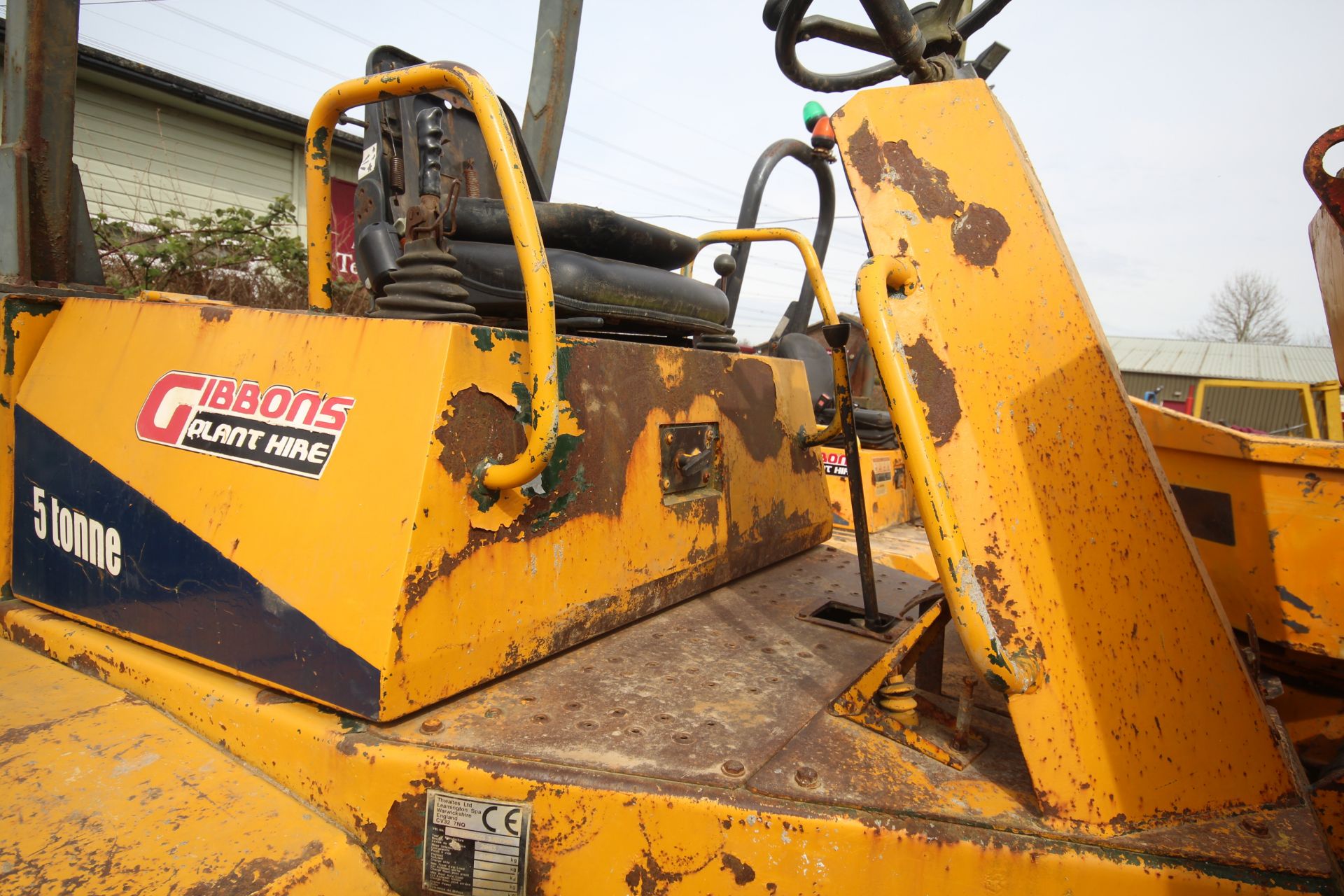 Thwaites 5T 4WD swivel tip dumper. 2003. 3,330 hours. Serial number SLCM355ZZ35.A3194. 12.5/80-18 - Image 11 of 37